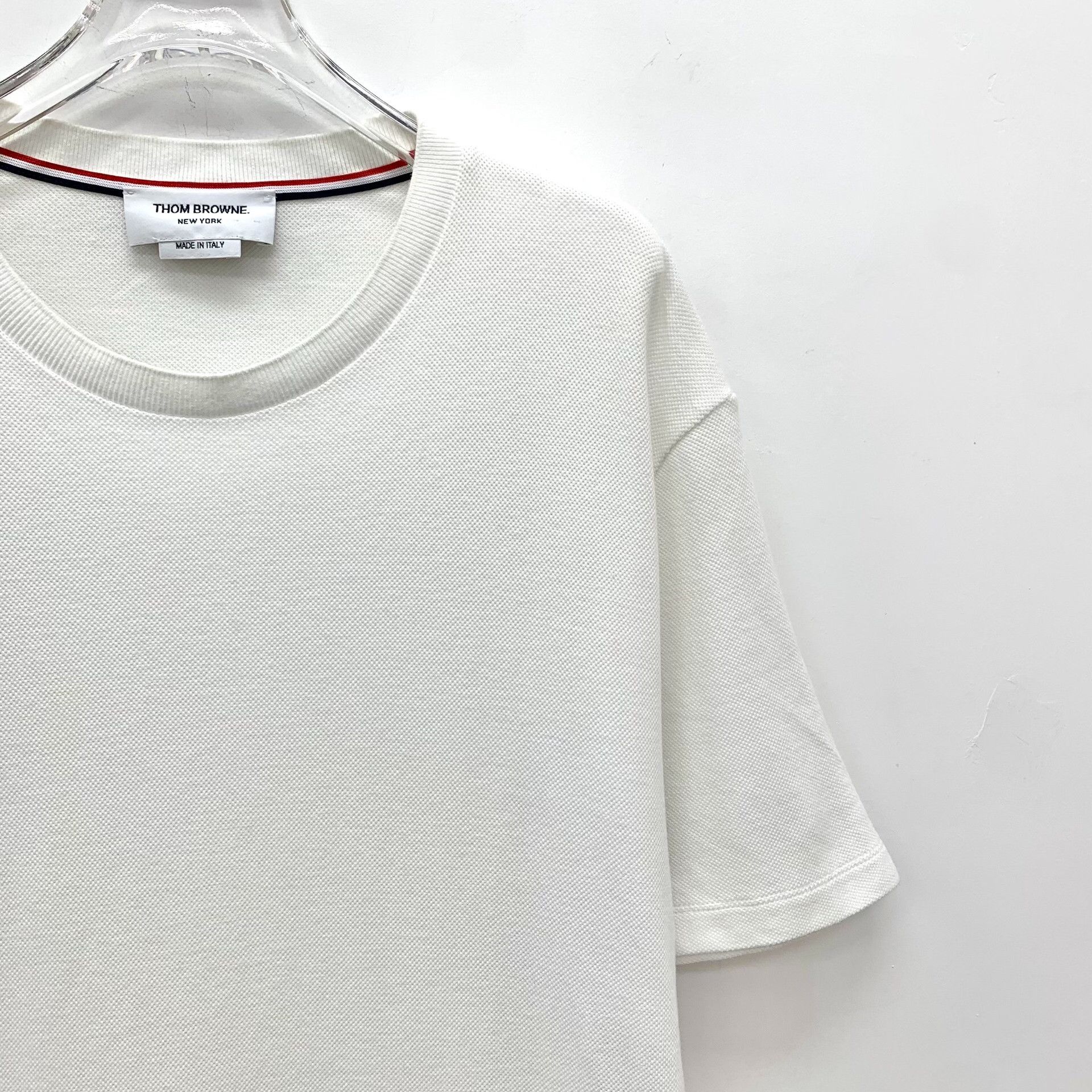 Thom Browne Thom Browne Textured Cotton T-Shirt Size 4 Size US XL / EU 56 / 4 - 3 Thumbnail