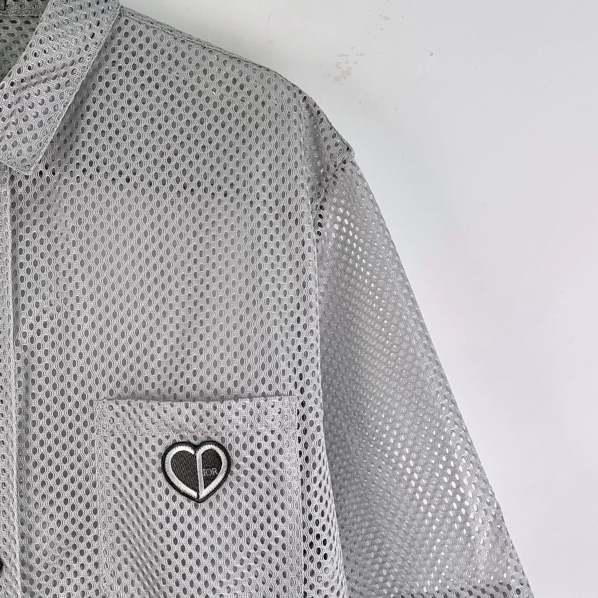 Dior Dior Mesh CD Heart Short Sleeve Shirt 41 Size US M / EU 48-50 / 2 - 3 Thumbnail