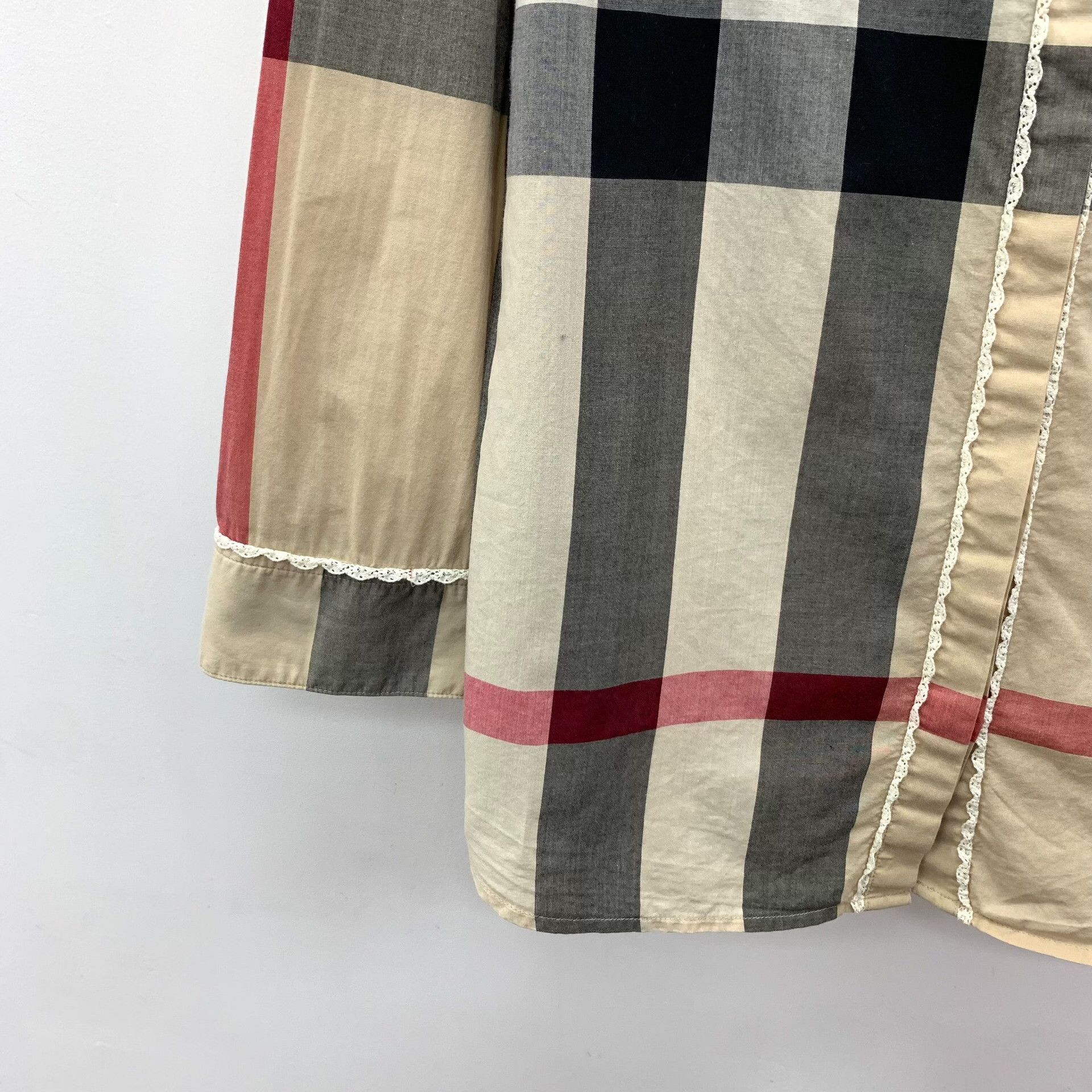 Burberry Burberry Mega Check Lace Trim Button Up Shirt Size S Size S / US 4 / IT 40 - 4 Thumbnail