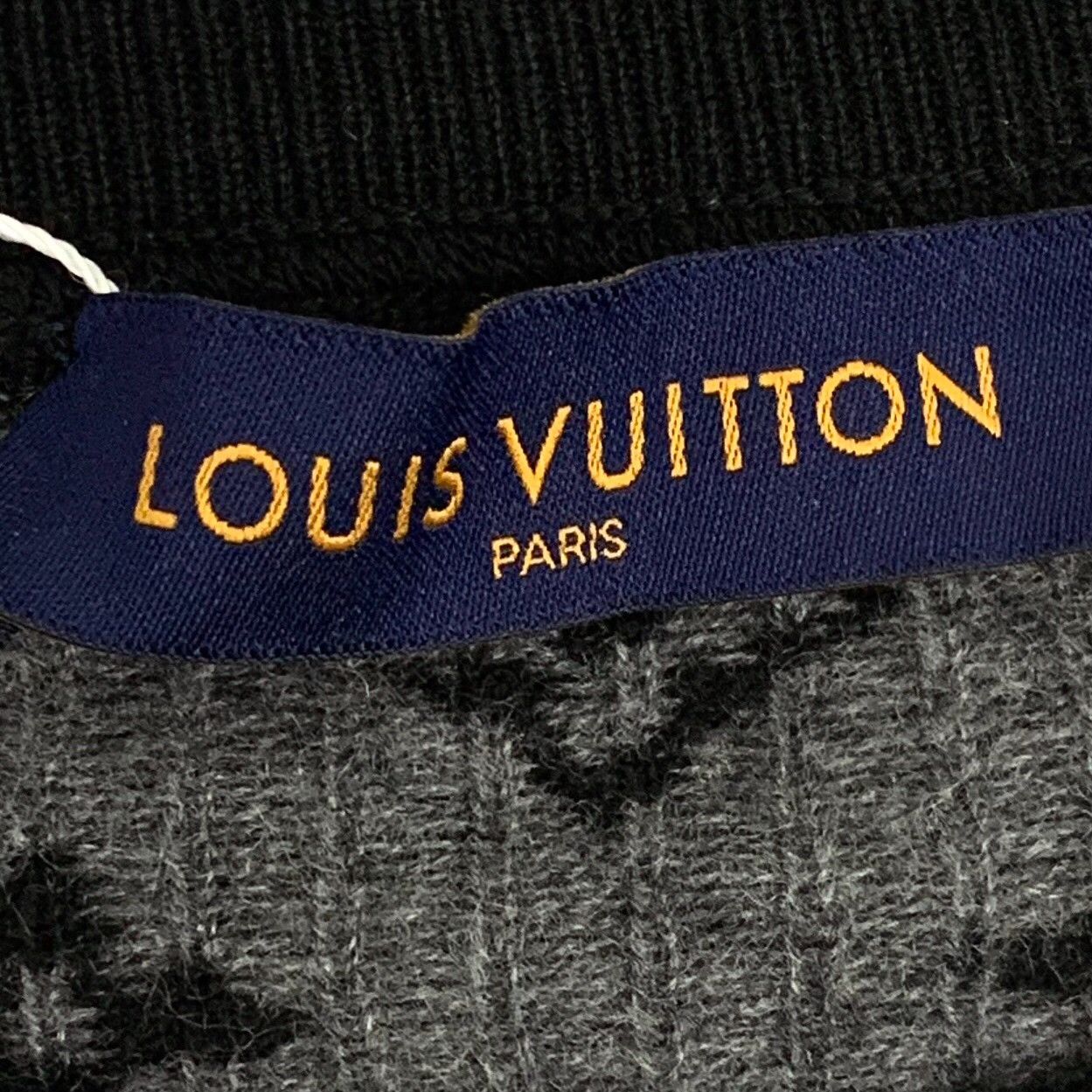 Louis Vuitton Louis Vuitton Monogram Back Cashmere Sweater L Size US L / EU 52-54 / 3 - 5 Thumbnail