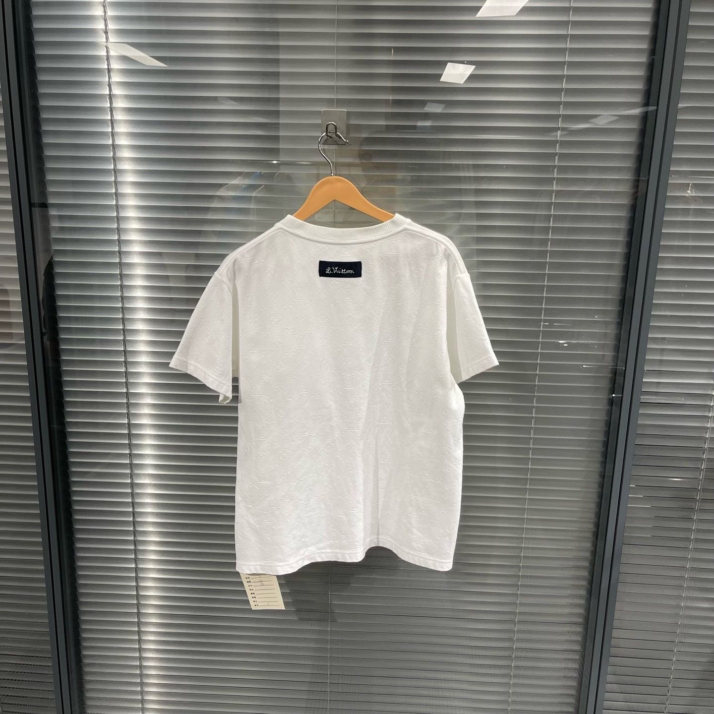 Louis Vuitton Louis Vuitton Monkey Plush Monogram T-Shirt Size S Size US S / EU 44-46 / 1 - 2 Thumbnail