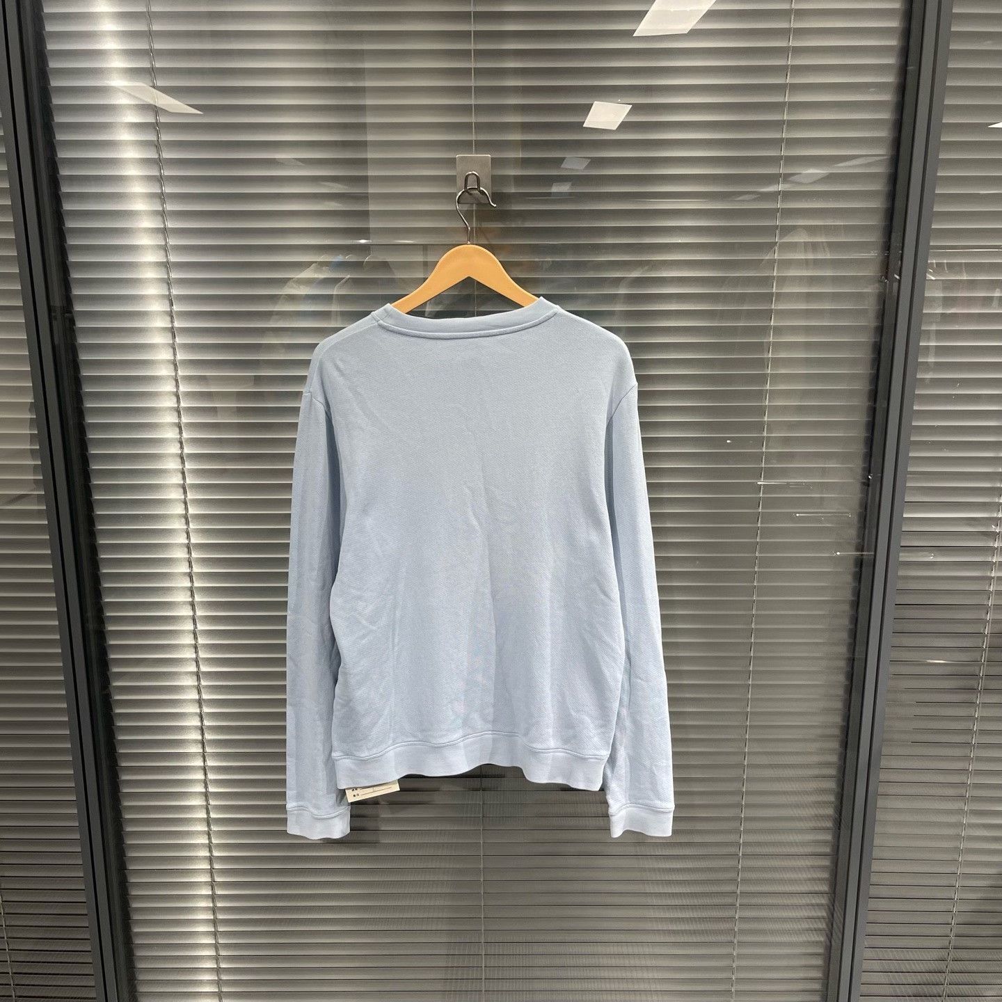 Loewe Loewe Embroidered Logo Sweatshirt L Size US L / EU 52-54 / 3 - 2 Thumbnail