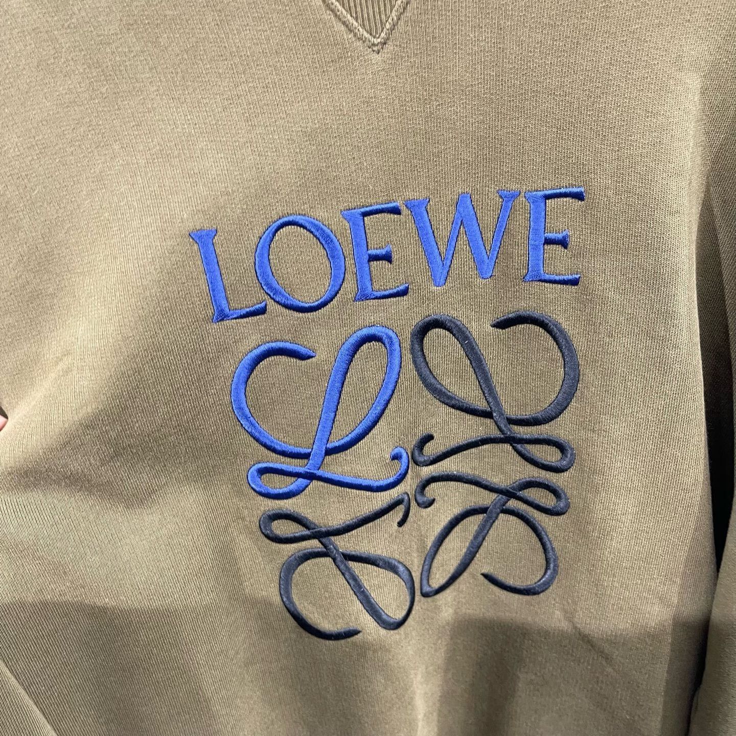Loewe Loewe Embroidered Anagram Sweatshirt Size L Size US L / EU 52-54 / 3 - 4 Thumbnail