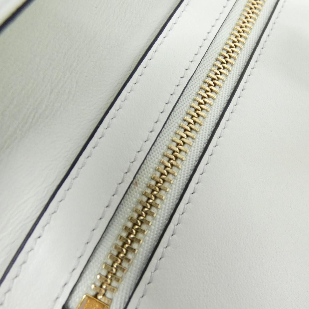 Loewe Loewe Loewe Calf Long Bifold Wallet Leather Long Wallet C660S40X01 DUTY FREE for USA Size ONE SIZE - 6 Thumbnail
