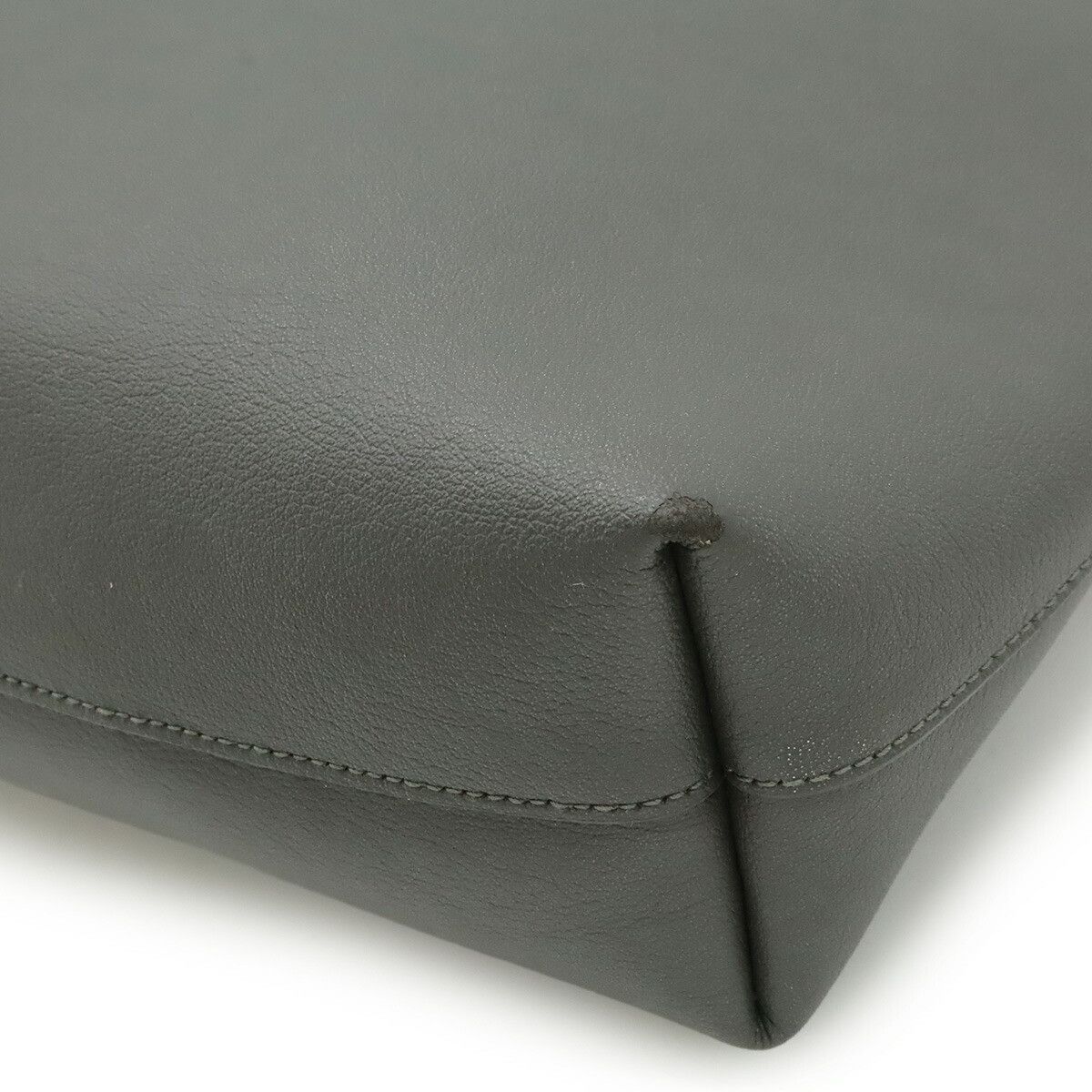 Yves Saint Laurent Yves Saint Laurent Yves Saint Laurent Toy Shopping Leather Tote Bag Leather Tote Bag 600307 DUTY FREE for USA Size ONE SIZE - 3 Thumbnail