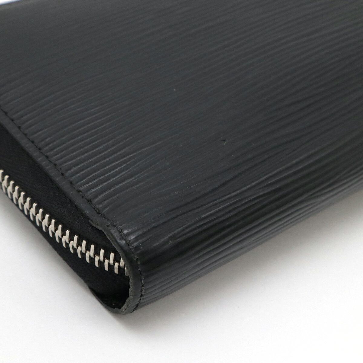 Louis Vuitton Louis Vuitton Louis Vuitton Zippy Wallet Epi Leather Long Wallet Leather Long Wallet M60072 DUTY FREE for USA Size ONE SIZE - 3 Thumbnail