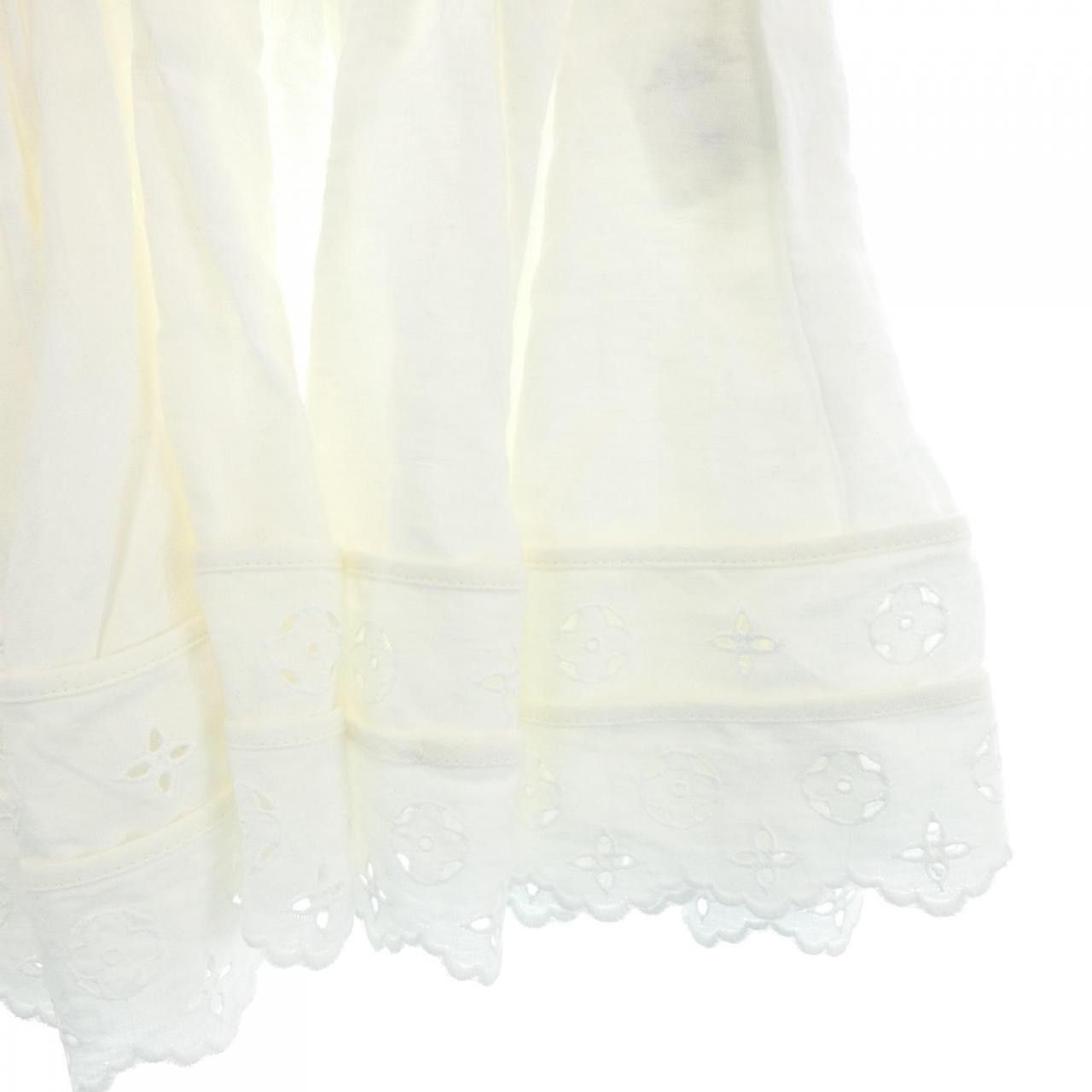 Louis Vuitton Louis Vuitton Louis Vuitton Broderie Anglaise Monogram Ruffle Skirt Textile Skirts FNJB01O92 DUTY FREE for USA Size ONE SIZE - 7 Thumbnail