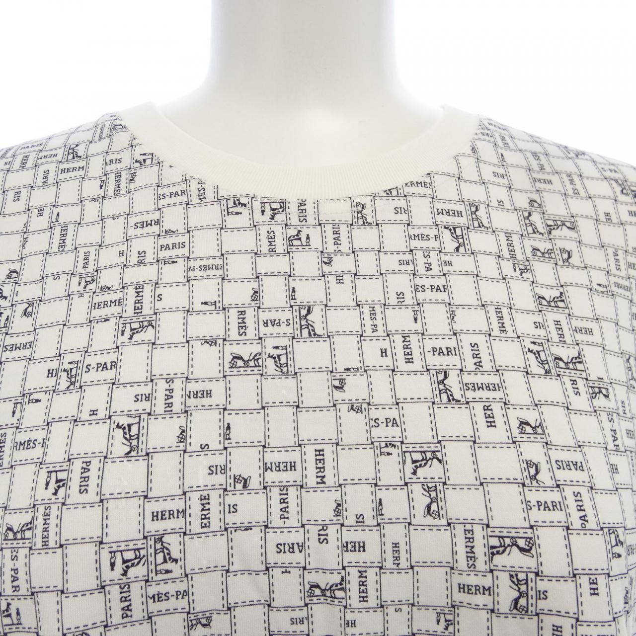 Hermes Hermes Hermes Bolduc Dress Textile Dresses DUTY FREE for USA Size ONE SIZE - 5 Thumbnail