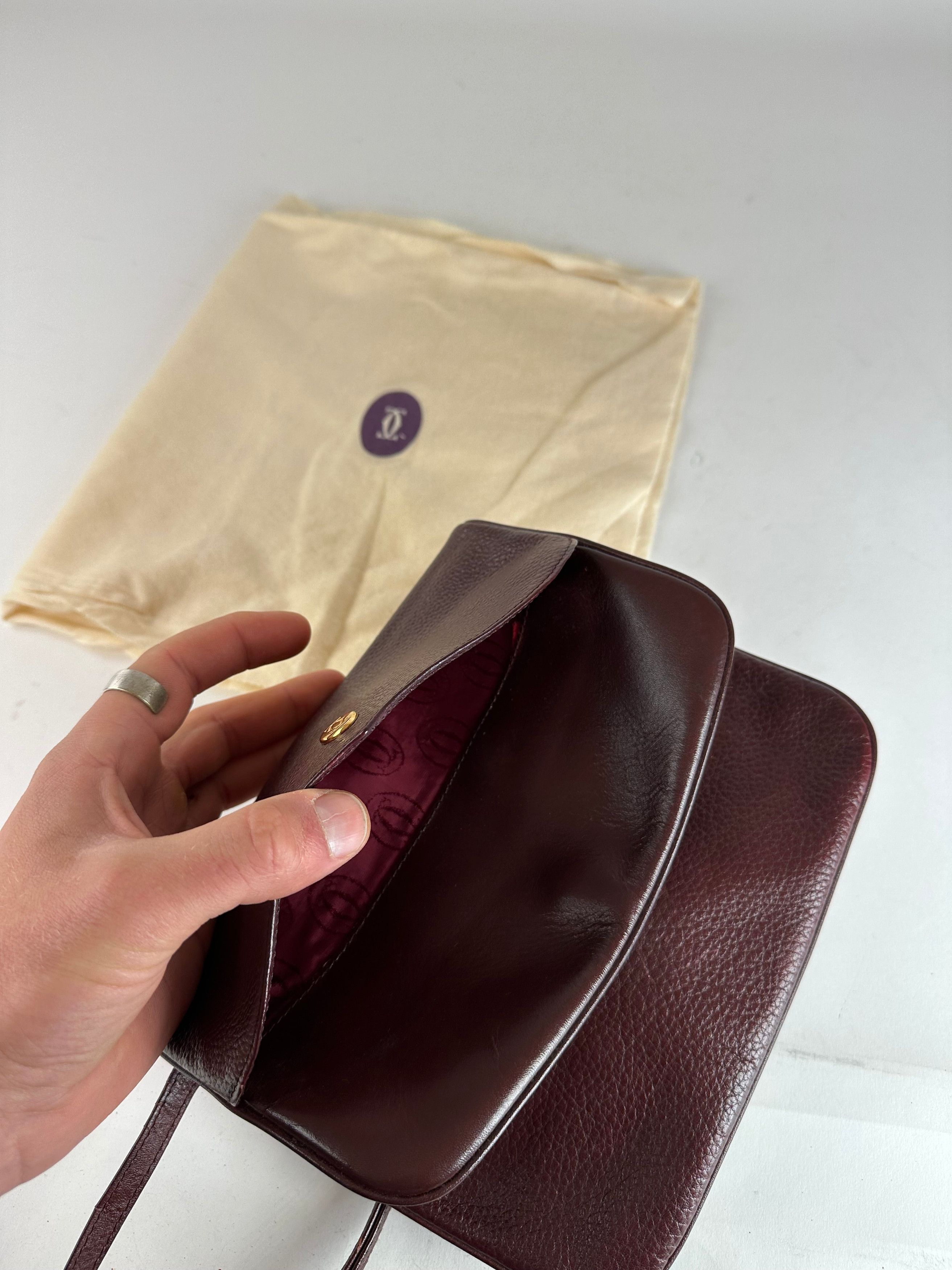 Cartier Vintage Leather Shoulder Bag Burgundy Size ONE SIZE - 3 Thumbnail