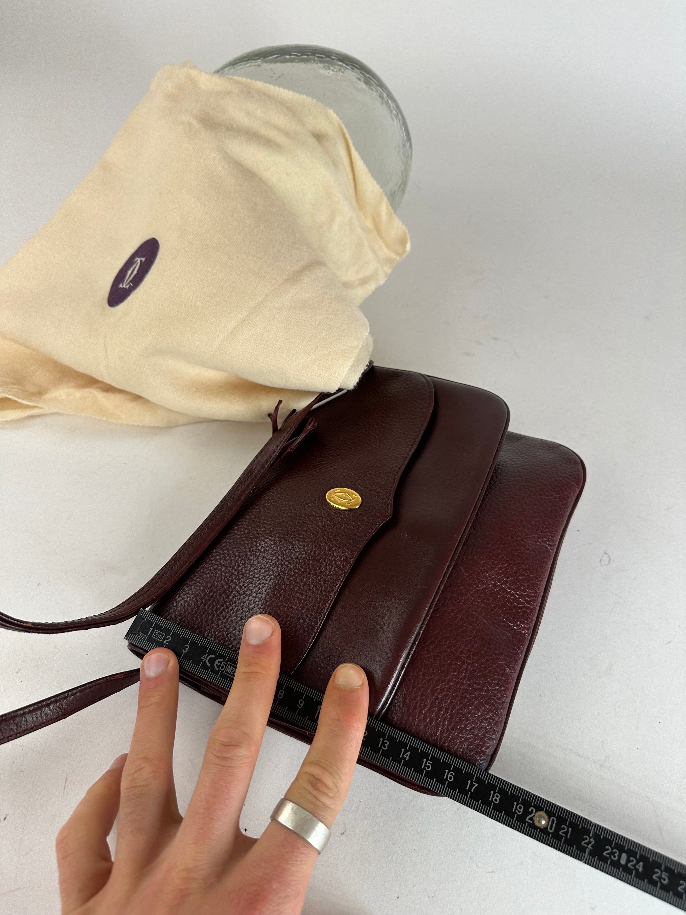 Cartier Vintage Leather Shoulder Bag Burgundy Size ONE SIZE - 12 Thumbnail