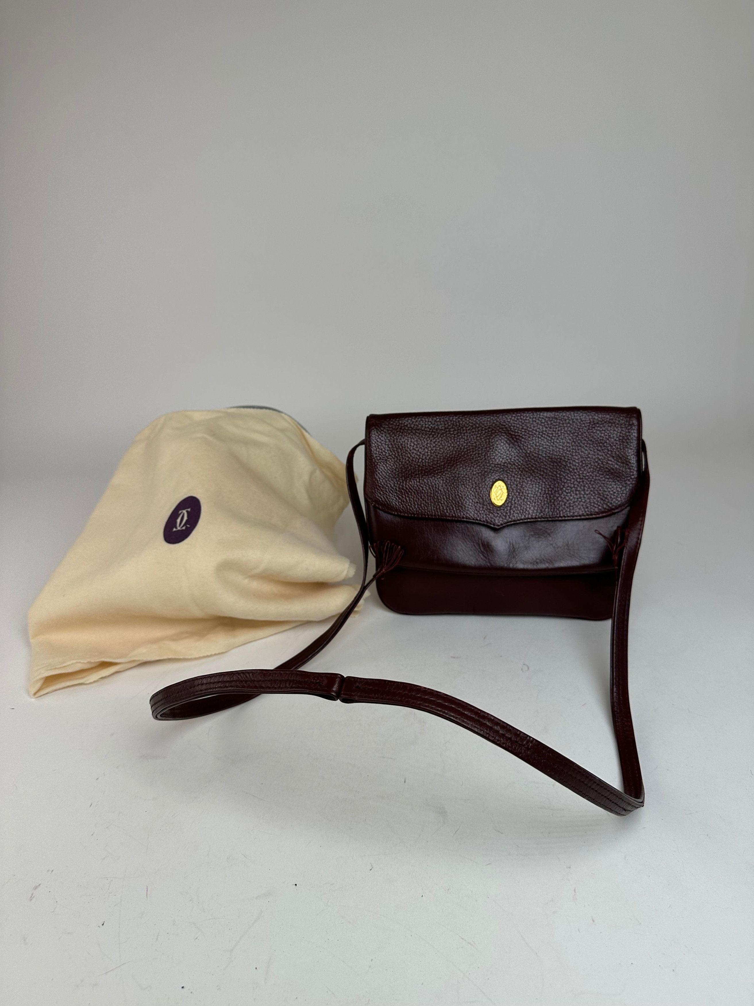 Cartier Vintage Leather Shoulder Bag Burgundy Size ONE SIZE - 14 Thumbnail