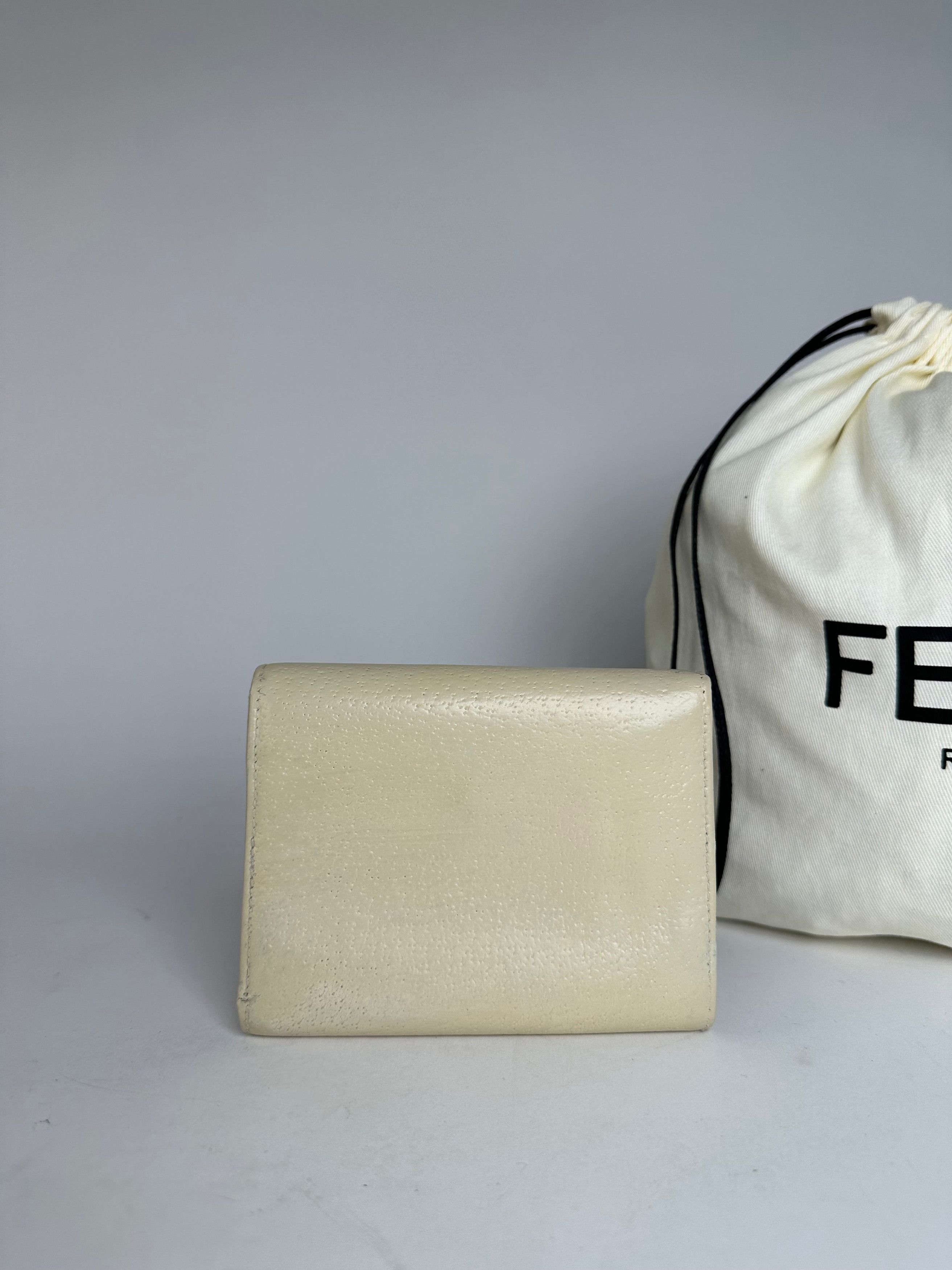 Fendi Vintage Baguette Leather Wallet White Size ONE SIZE - 12 Thumbnail