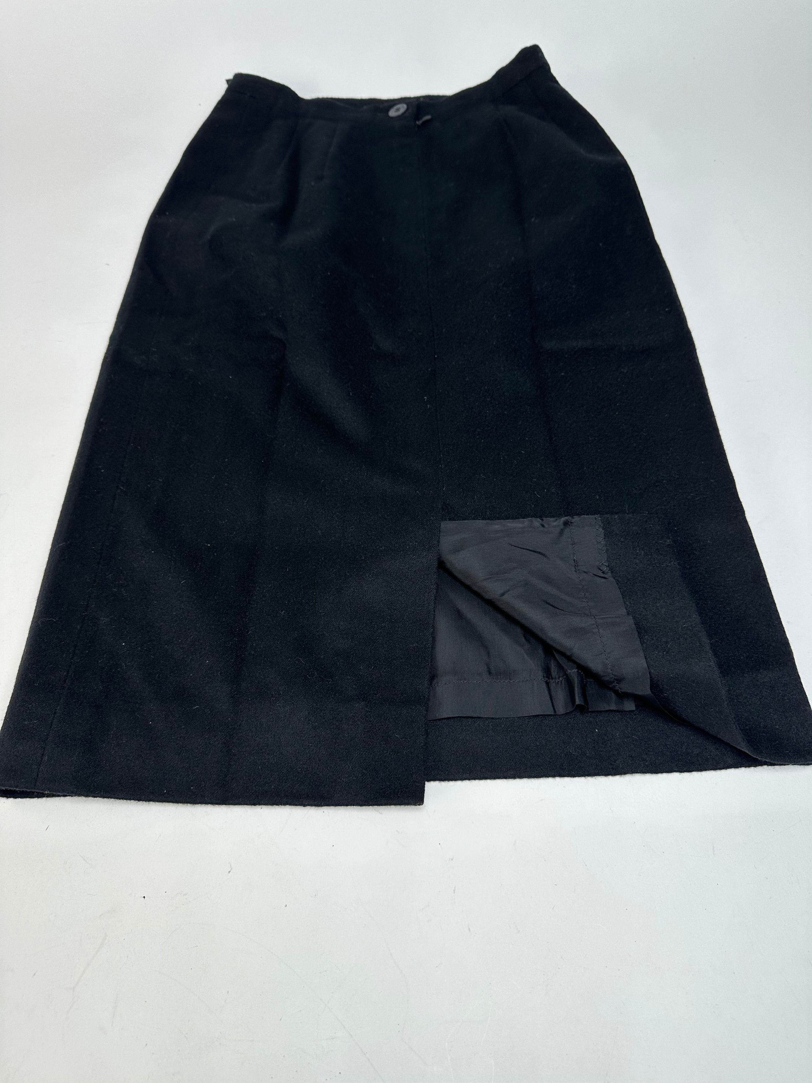 Celine Vintage Paris Wool Skirt Black 36/S Size 26" / US 2 / IT 38 - 9 Thumbnail