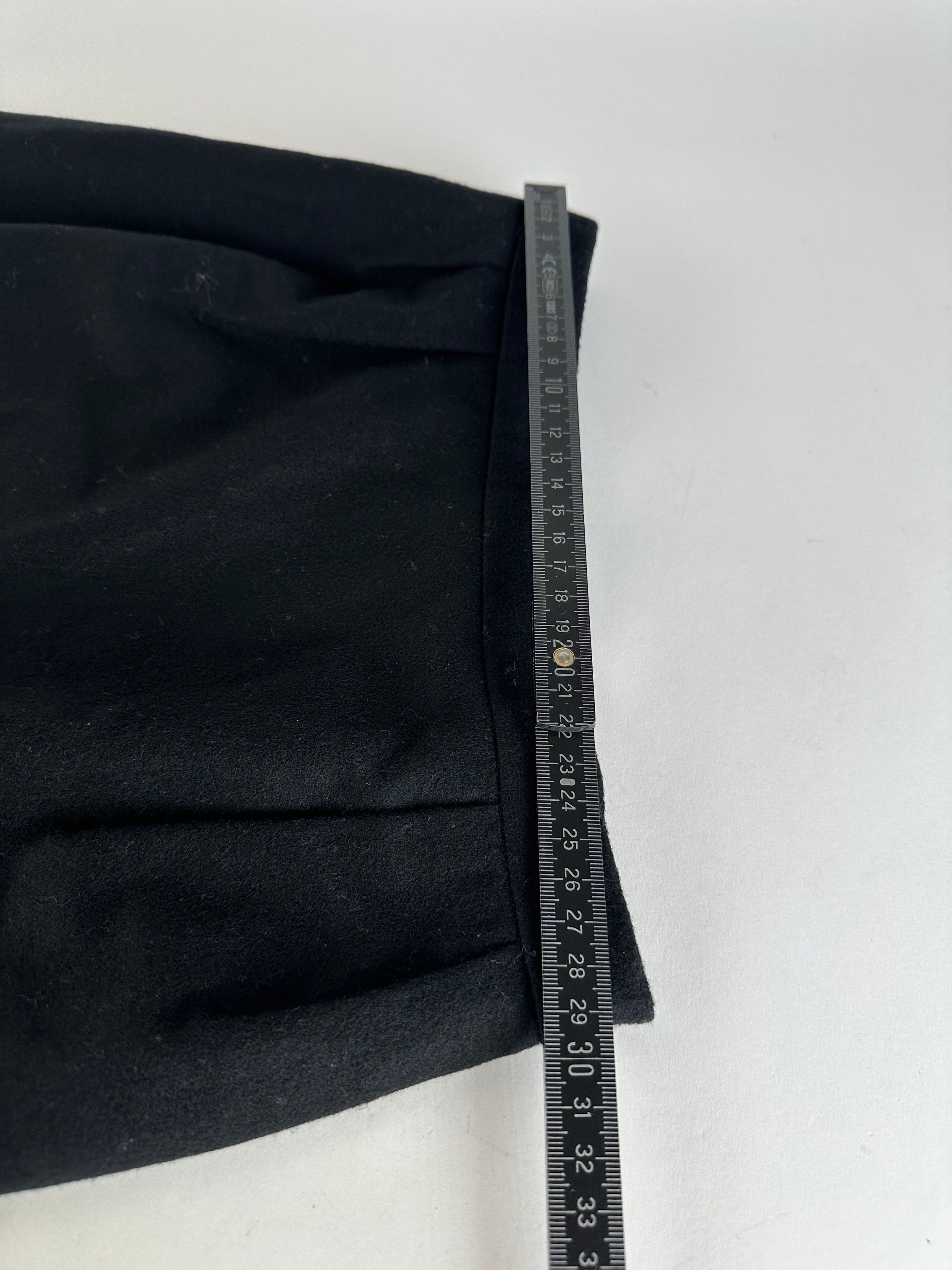 Celine Vintage Paris Wool Skirt Black 36/S Size 26" / US 2 / IT 38 - 11 Thumbnail
