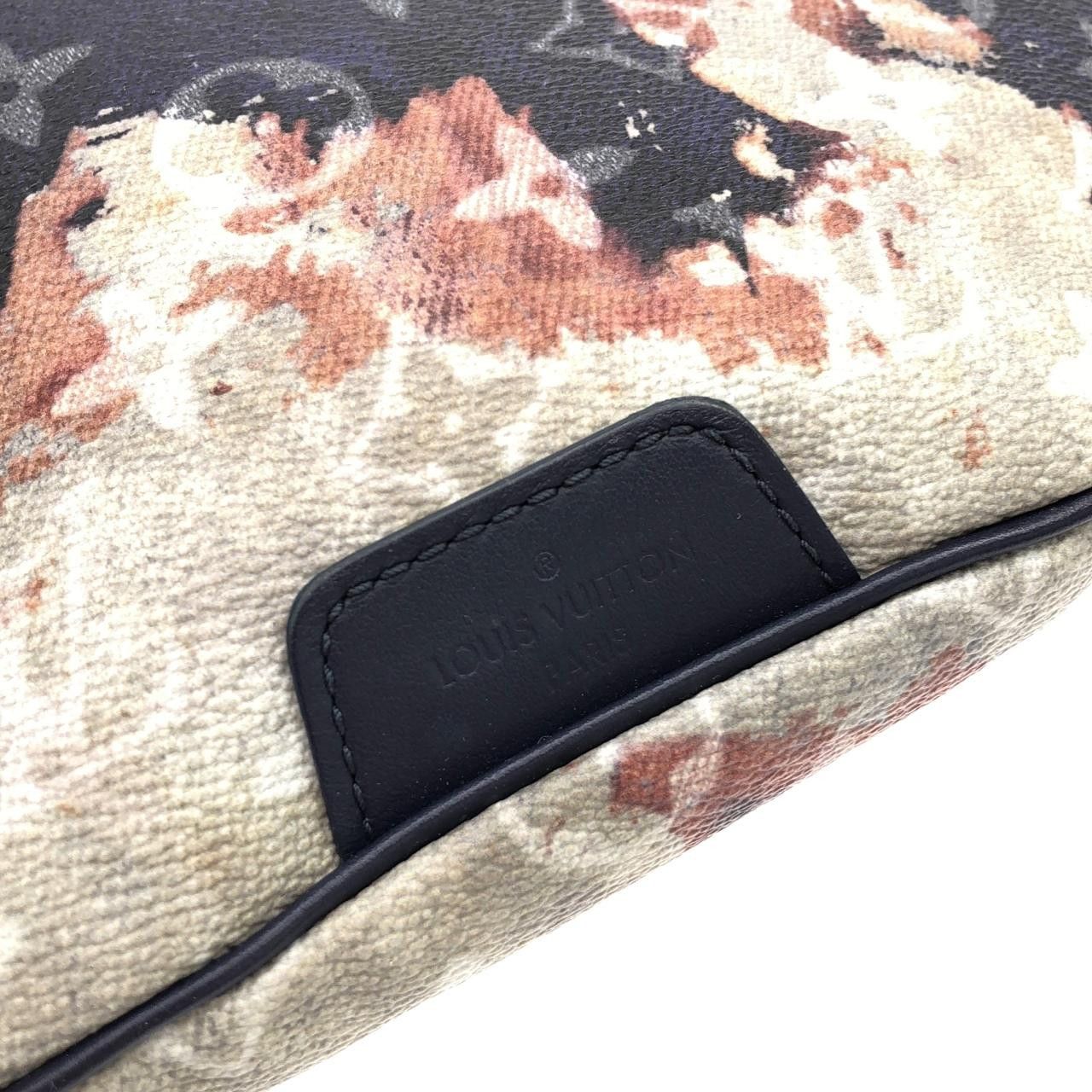 Louis Vuitton Louis Vuitton Louis Vuitton Monogram Discovery Bumbag Textile Belt Bag M23905 DUTY FREE for USA Size ONE SIZE - 4 Thumbnail