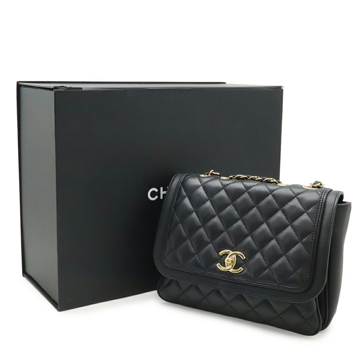 Chanel Chanel Chanel Matelasse Lambskin Shoulder Bag Leather Shoulder Bag A57896 DUTY FREE for USA Size ONE SIZE - 9 Thumbnail