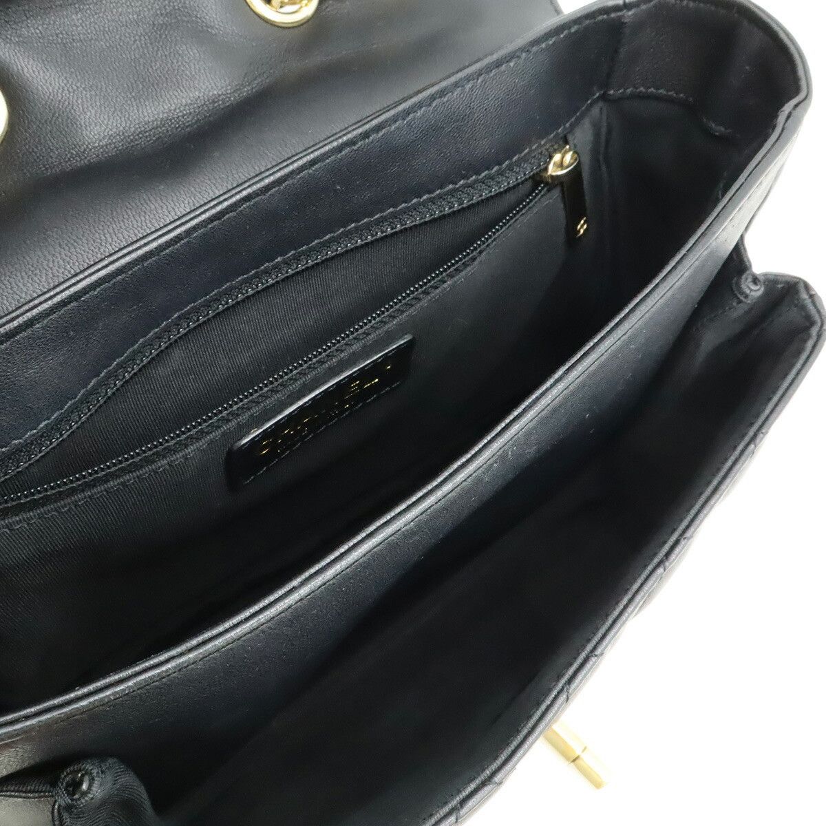 Chanel Chanel Chanel Matelasse Lambskin Shoulder Bag Leather Shoulder Bag A57896 DUTY FREE for USA Size ONE SIZE - 6 Thumbnail