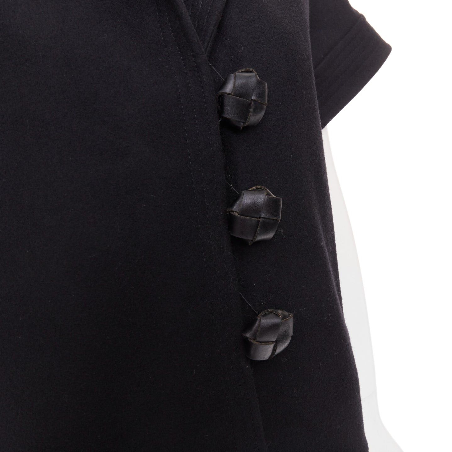 Stella McCartney STELLA MCCARTNEY 2005 black wool cashmere wide collar woven buttons short sleeve coat IT40 S Size S / US 4 / IT 40 - 2 Thumbnail