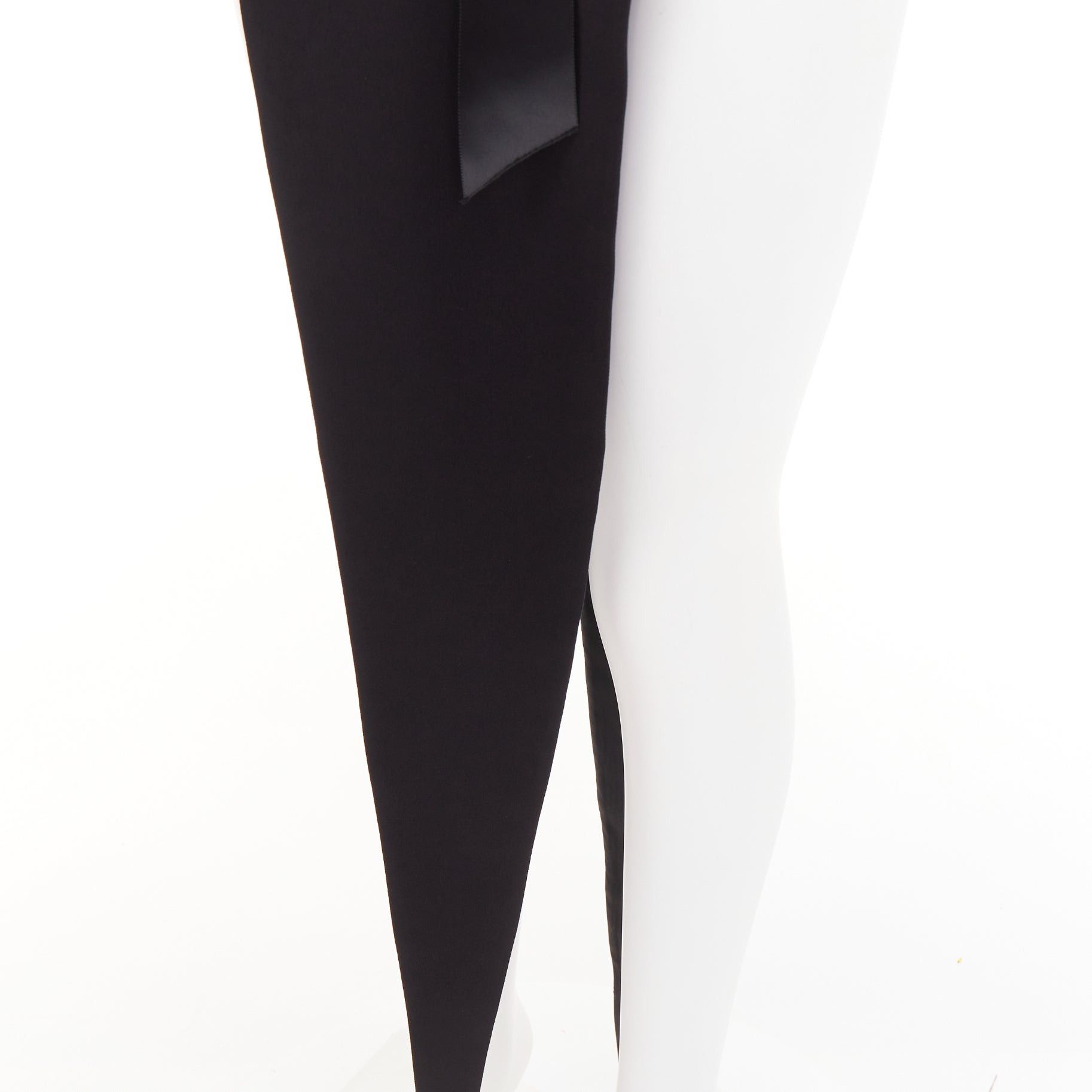 Alexandre Vauthier ALEXANDRE VAUTHIER COUTURE 2021 Runway black plunge neck crystal brooch belt high slit bodysuit dress Size S / US 4 / IT 40 - 7 Thumbnail