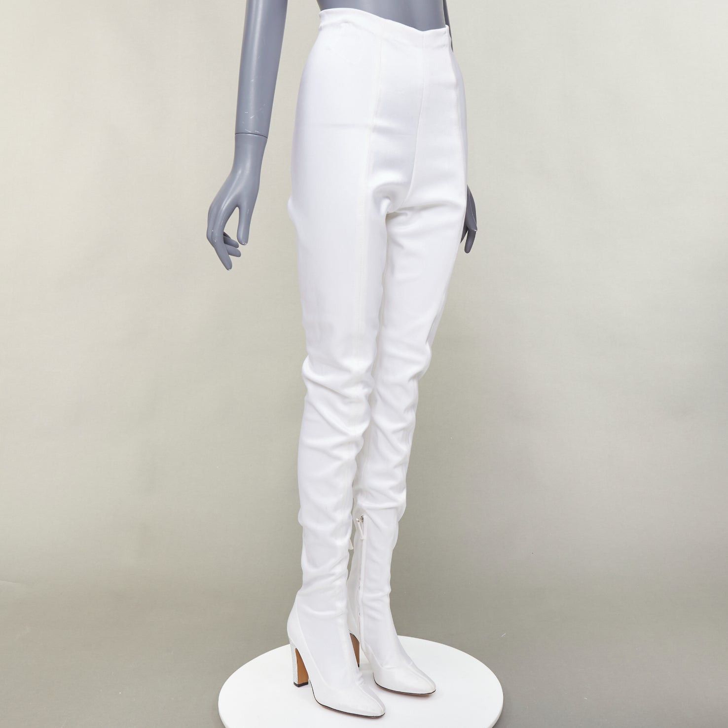 Alexandre Vauthier ALEXANDRE VAUTHIER white satin silver crystal block heel pantashoes EU40 Size US 10 / IT 40 - 3 Thumbnail