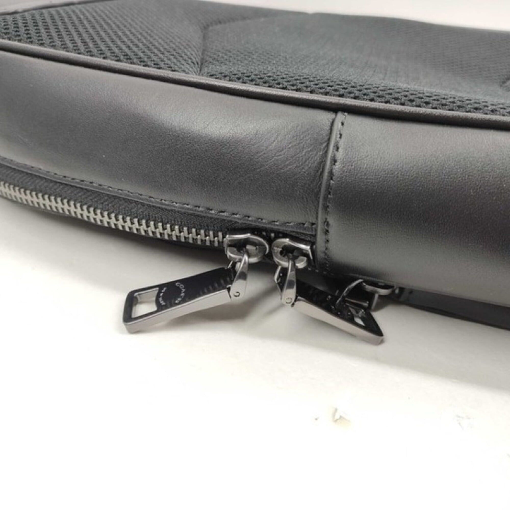 Coach COACH Signature Body Bag CZ393 Black x Leather - Men's & Women's Shoulder Size ONE SIZE - 4 Thumbnail