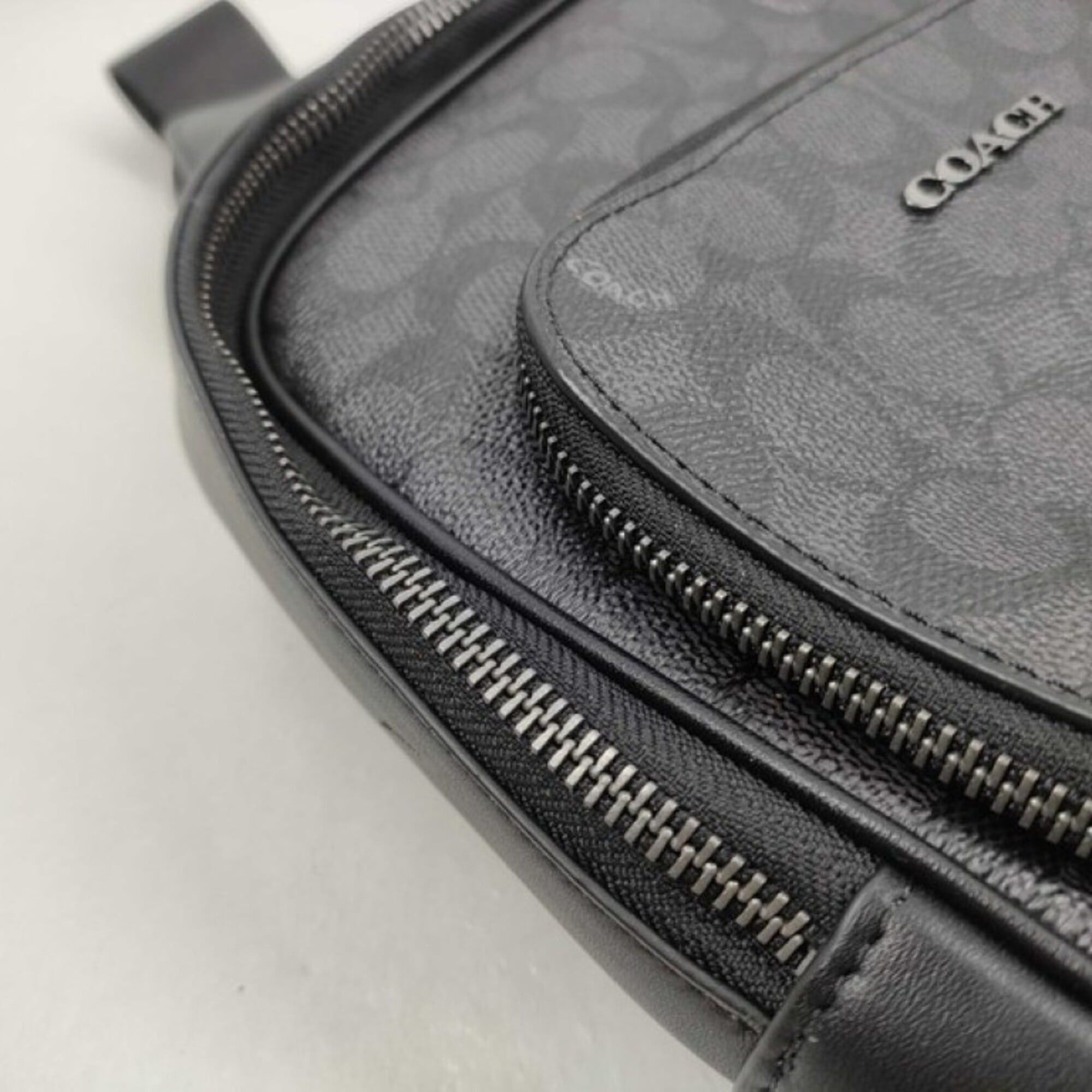 Coach COACH Signature Body Bag CZ393 Black x Leather - Men's & Women's Shoulder Size ONE SIZE - 8 Thumbnail