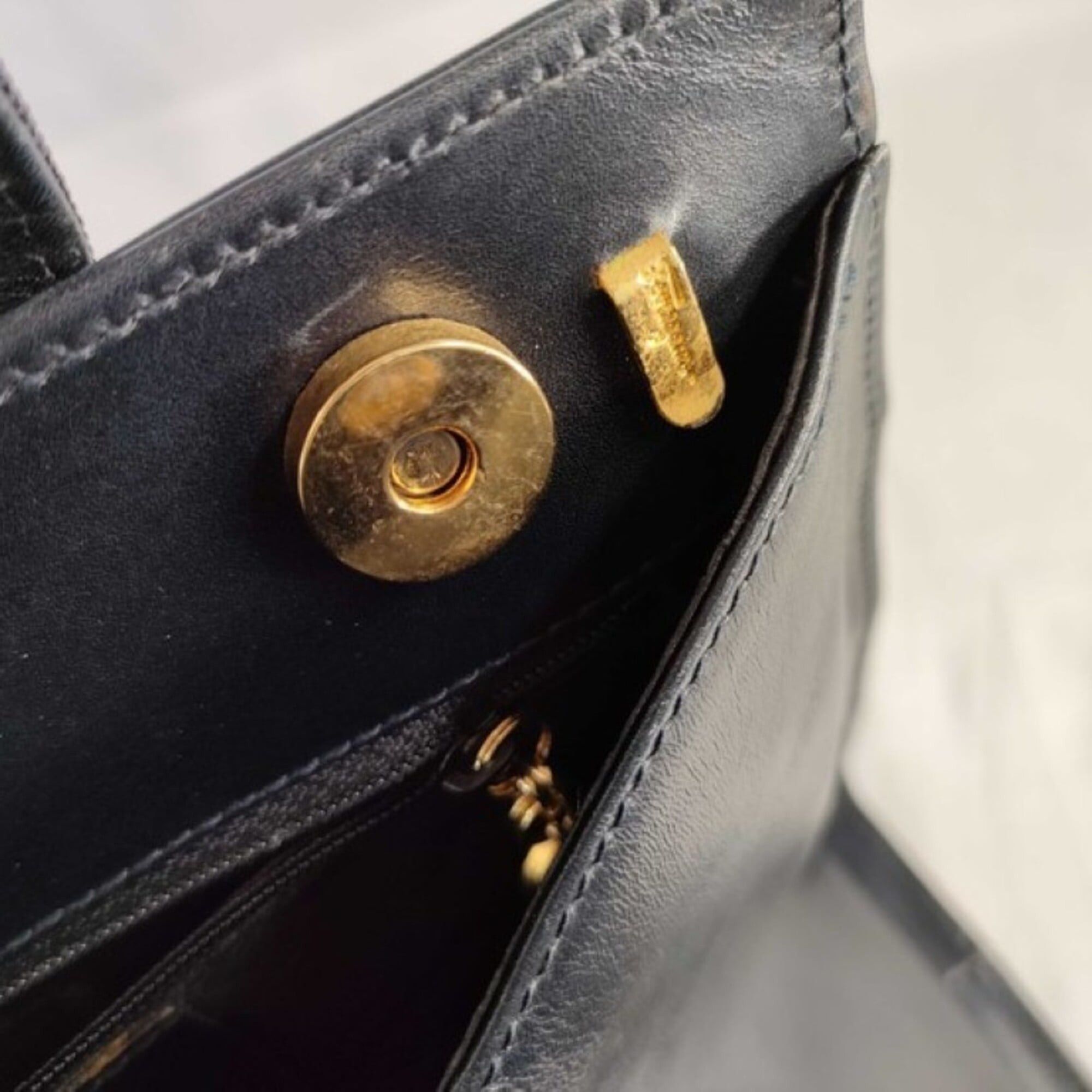 Salvatore Ferragamo Salvatore Ferragamo Vara handbag BA214178 navy leather women's Size ONE SIZE - 8 Thumbnail