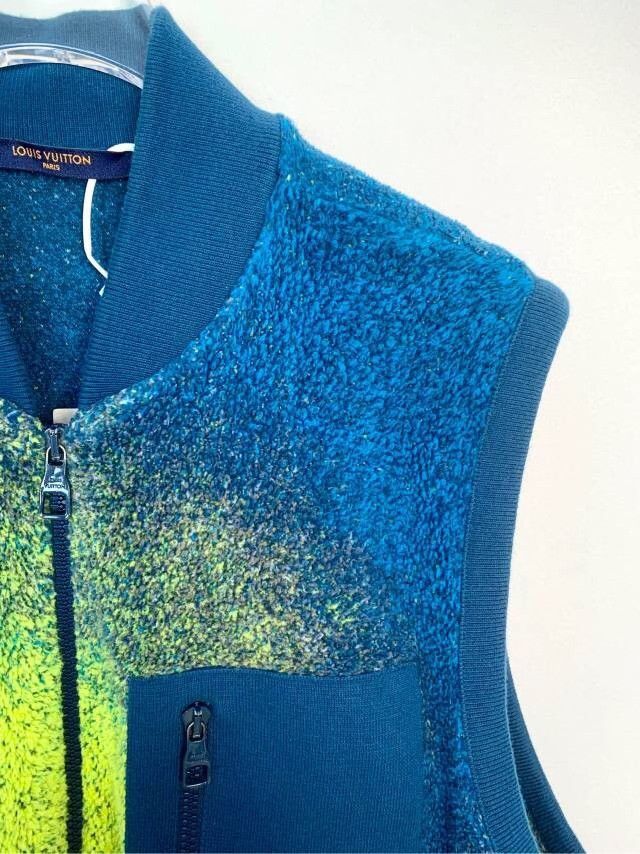 Louis Vuitton Louis Vuitton Gradient Fleece Vest Size L Size US L / EU 52-54 / 3 - 3 Thumbnail