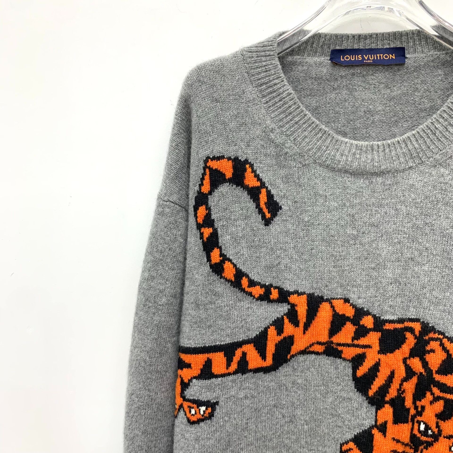 Louis Vuitton Louis Vuitton Tiger Logo Wool Sweater XL Size US XL / EU 56 / 4 - 3 Thumbnail