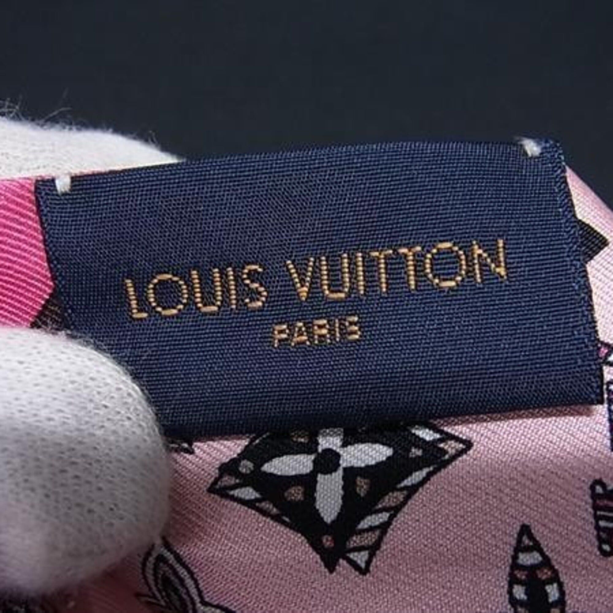 Louis Vuitton Louis Vuitton Ribbon Scarf/Muffler Bandeau BB Innocence Swan M71494 Multicolor Silk Women's Size ONE SIZE - 4 Thumbnail