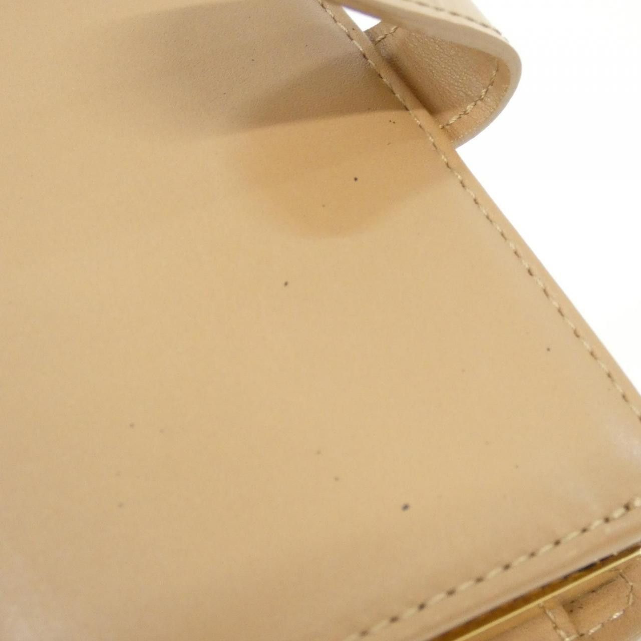 Louis Vuitton Louis Vuitton Louis Vuitton Vernis Portefeuille Viennois Wallet Plastic / Synthetic Short Wallet M91361 DUTY FREE for USA Size ONE SIZE - 8 Thumbnail