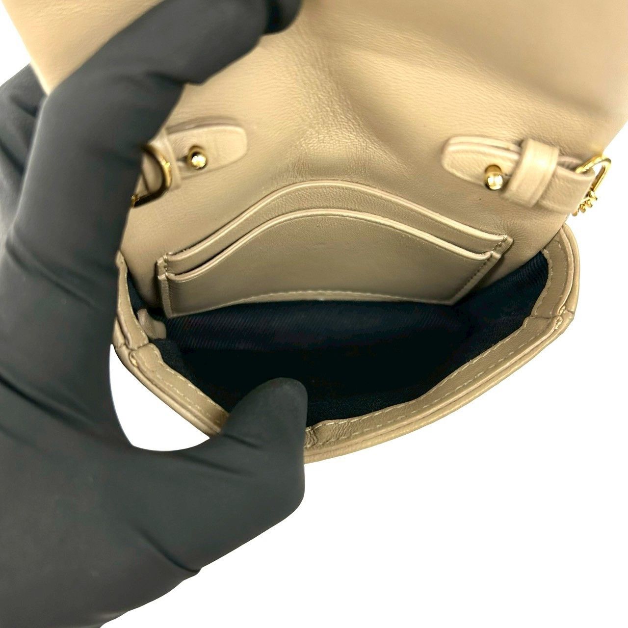 Burberry Burberry Burberry Lola Leather Shoulder Bag Leather Shoulder Bag DUTY FREE for USA Size ONE SIZE - 10 Thumbnail