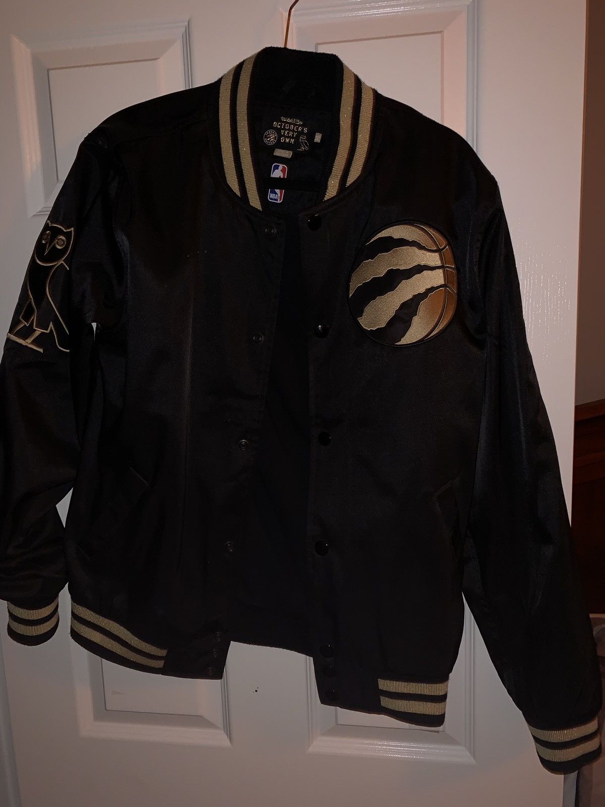 Mitchell & Ness Toronto Raptors October’s very own Mitchell and ness jacket Size US M / EU 48-50 / 2 - 2 Thumbnail