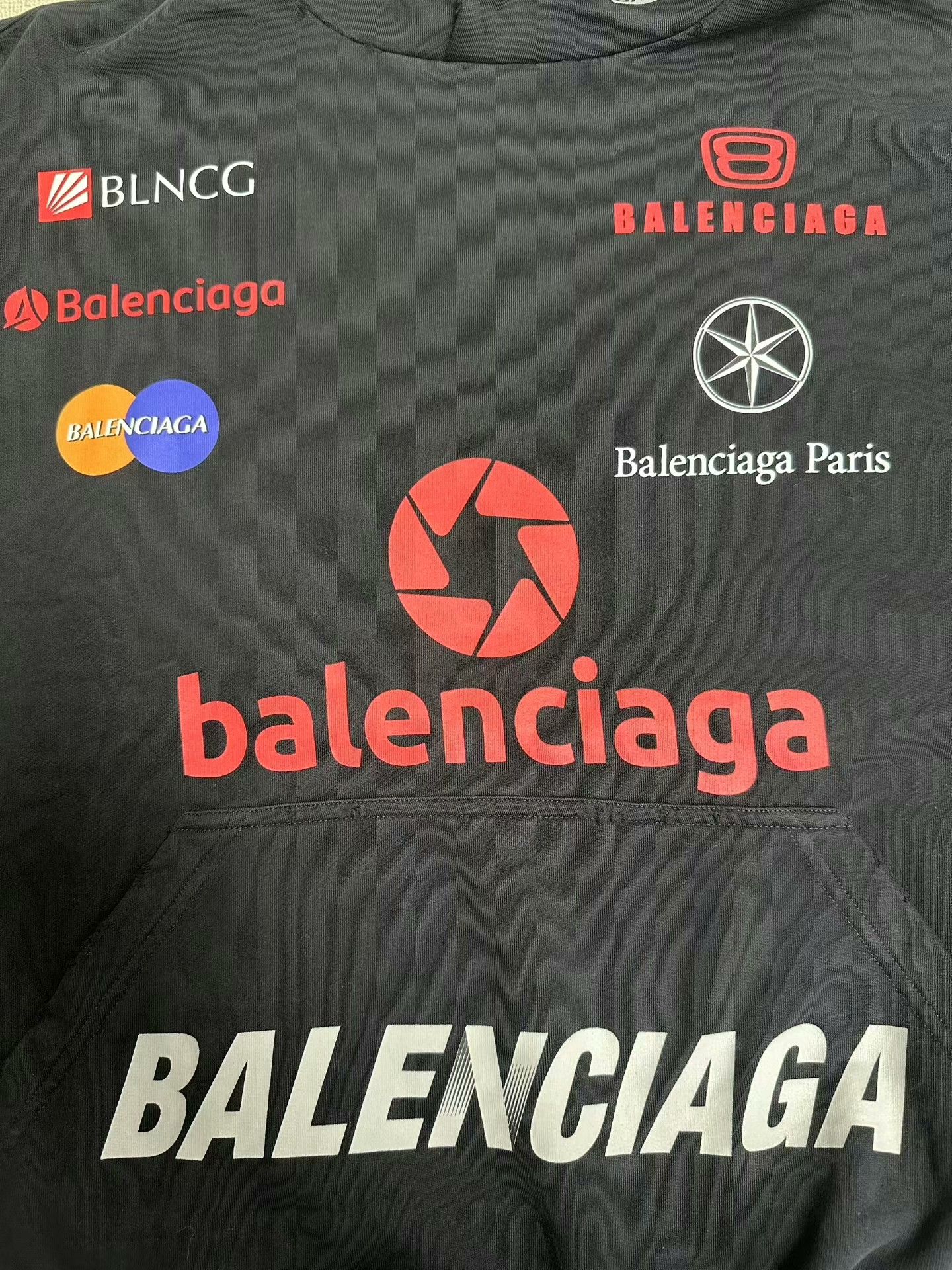 Balenciaga Balenciaga Multi-Logo Graphic Hoodie Size 1 Size US S / EU 44-46 / 1 - 3 Thumbnail