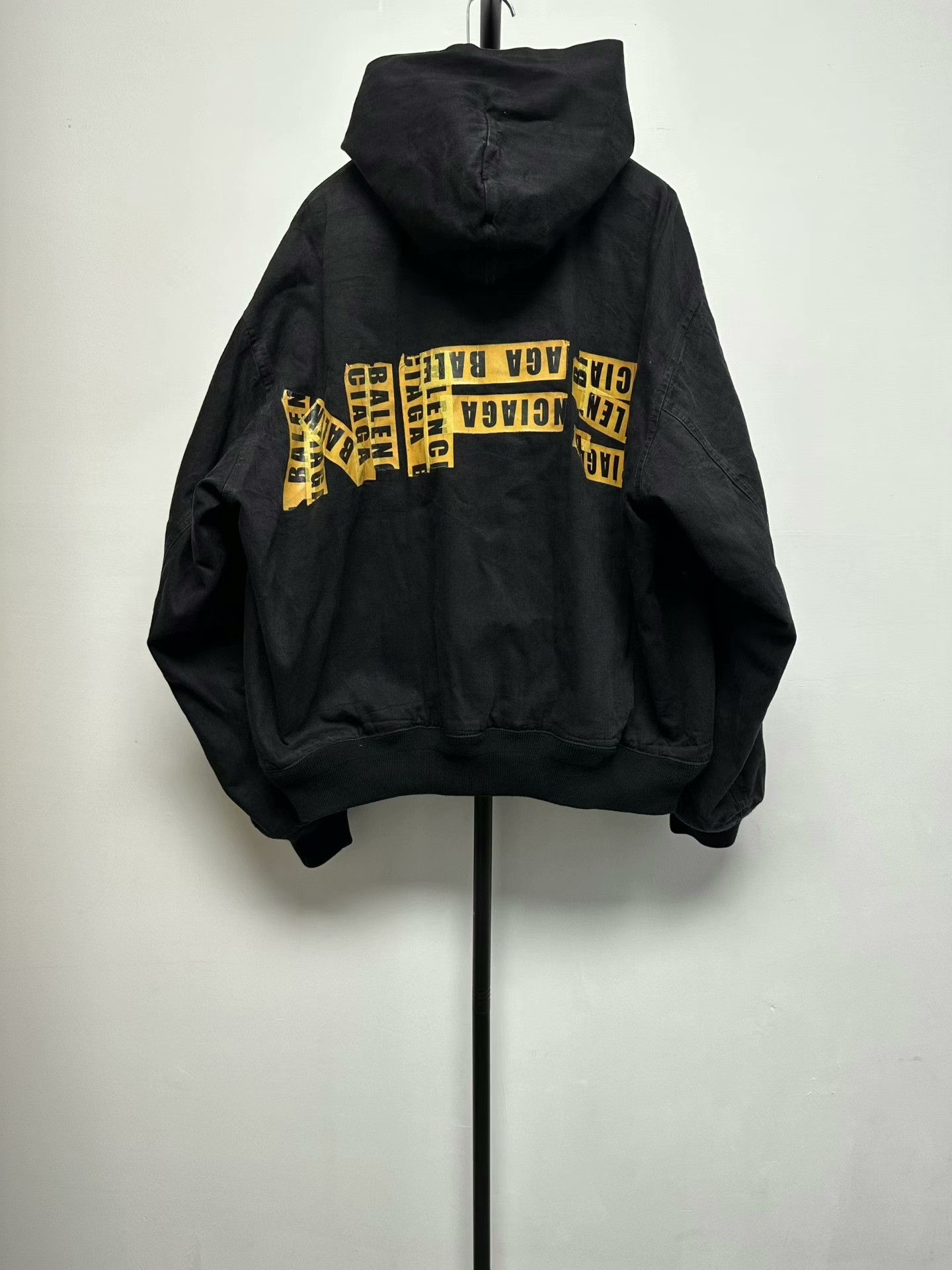 Balenciaga Balenciaga Need for Speed Zip Hoodie Size S Size US S / EU 44-46 / 1 - 2 Thumbnail