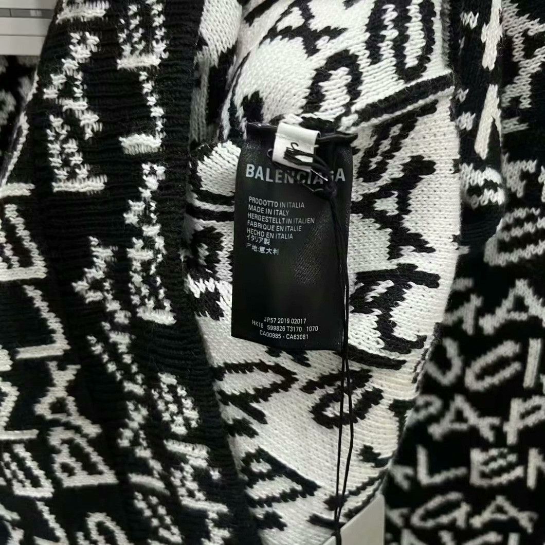 Balenciaga Balenciaga Allover Logo Knit Sweater S Size US S / EU 44-46 / 1 - 5 Thumbnail