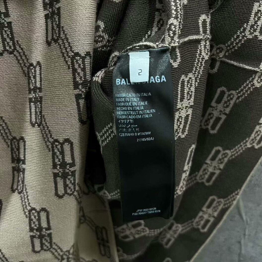 Balenciaga Balenciaga Monogram BB Knit Cardigan Size 2 Size US M / EU 48-50 / 2 - 5 Thumbnail