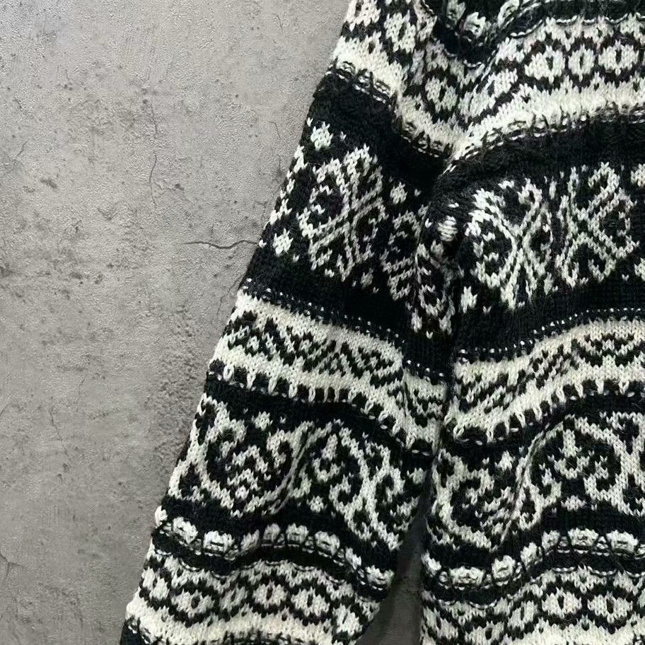 Versace Versace Patterned Knit Cardigan Size 48 Size US M / EU 48-50 / 2 - 6 Thumbnail