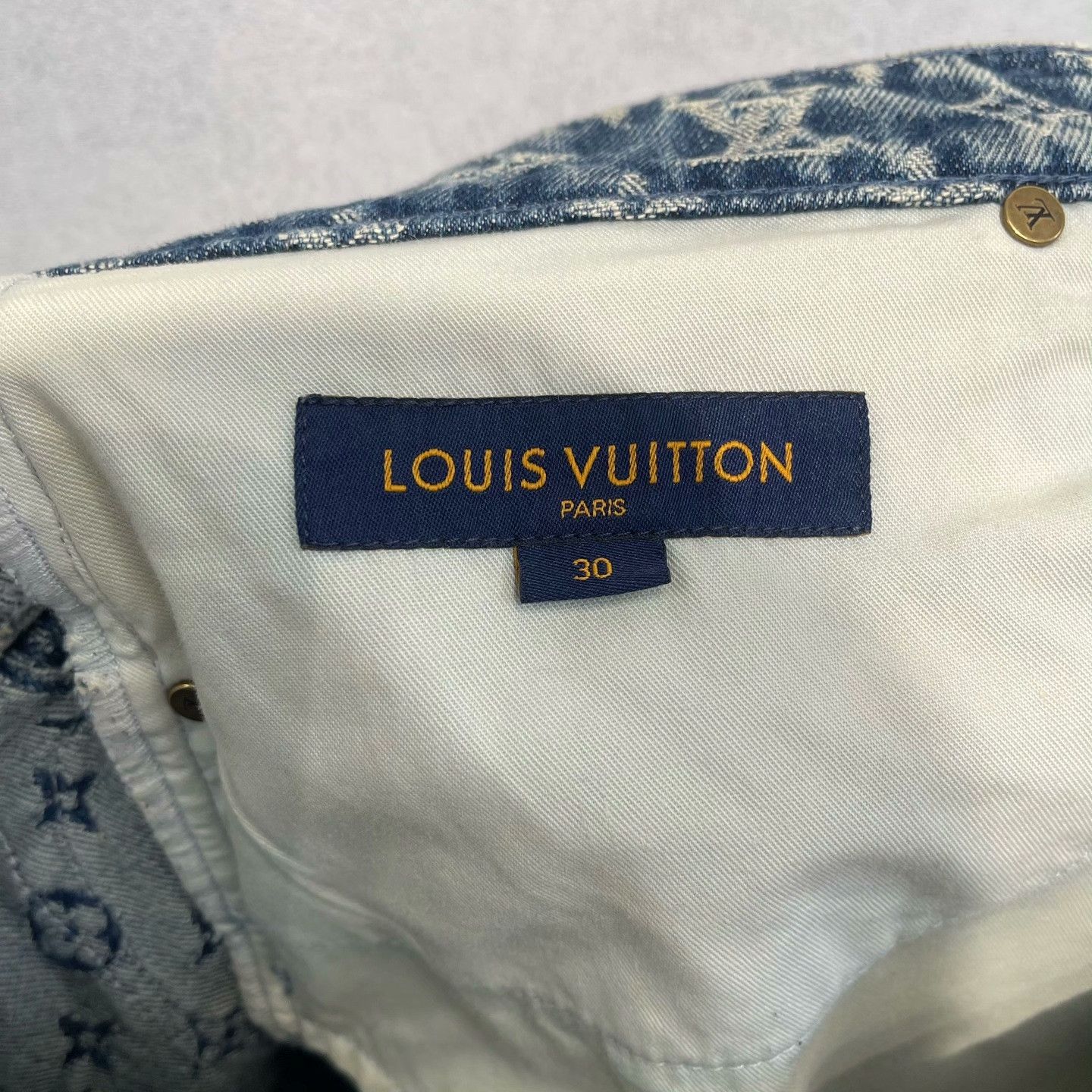 Louis Vuitton Louis Vuitton x NIGO Monogram Patchwork Denim Pants 30 Size US 30 / EU 46 - 4 Thumbnail