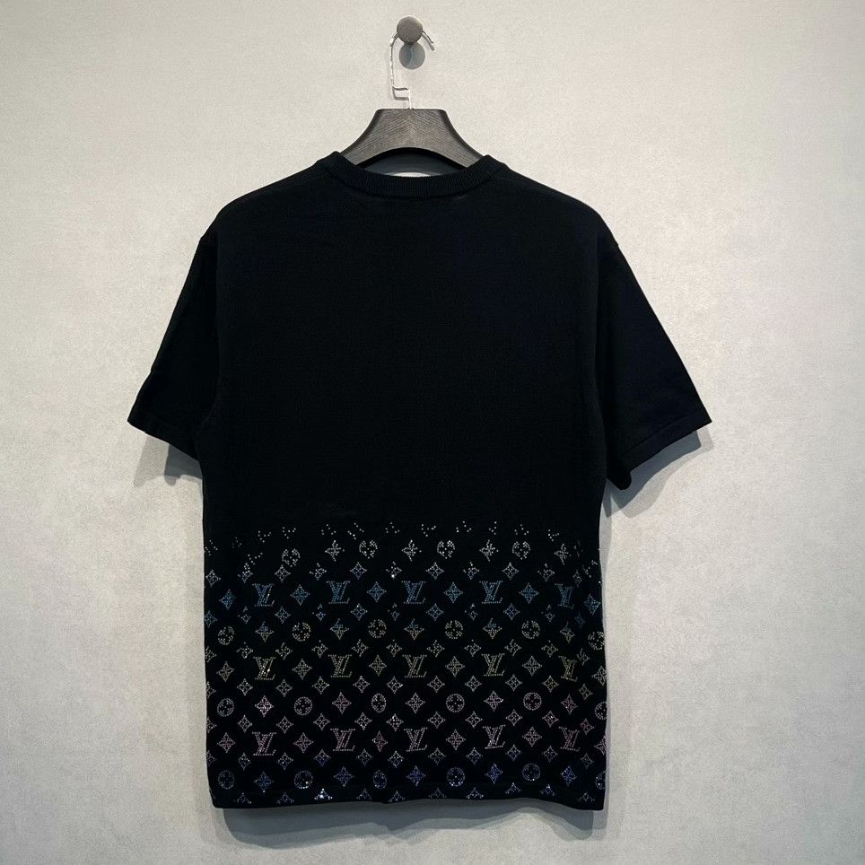 Louis Vuitton Louis Vuitton Gradient Monogram Rhinestone T-Shirt Size L Size US L / EU 52-54 / 3 - 2 Thumbnail