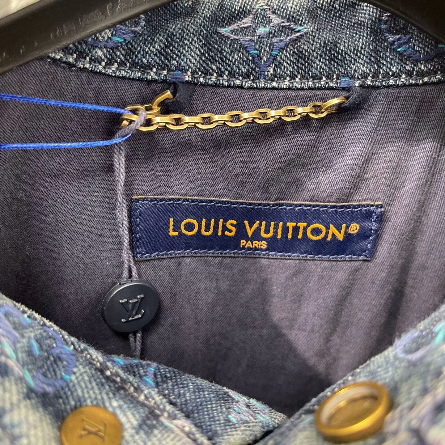Louis Vuitton Louis Vuitton Gradient Monogram Denim Shirt L Size US L / EU 52-54 / 3 - 4 Thumbnail