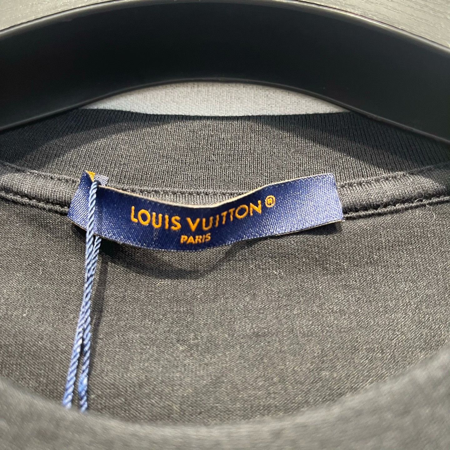 Louis Vuitton Louis Vuitton Monogram Gradient T-Shirt XL Size US XL / EU 56 / 4 - 4 Thumbnail