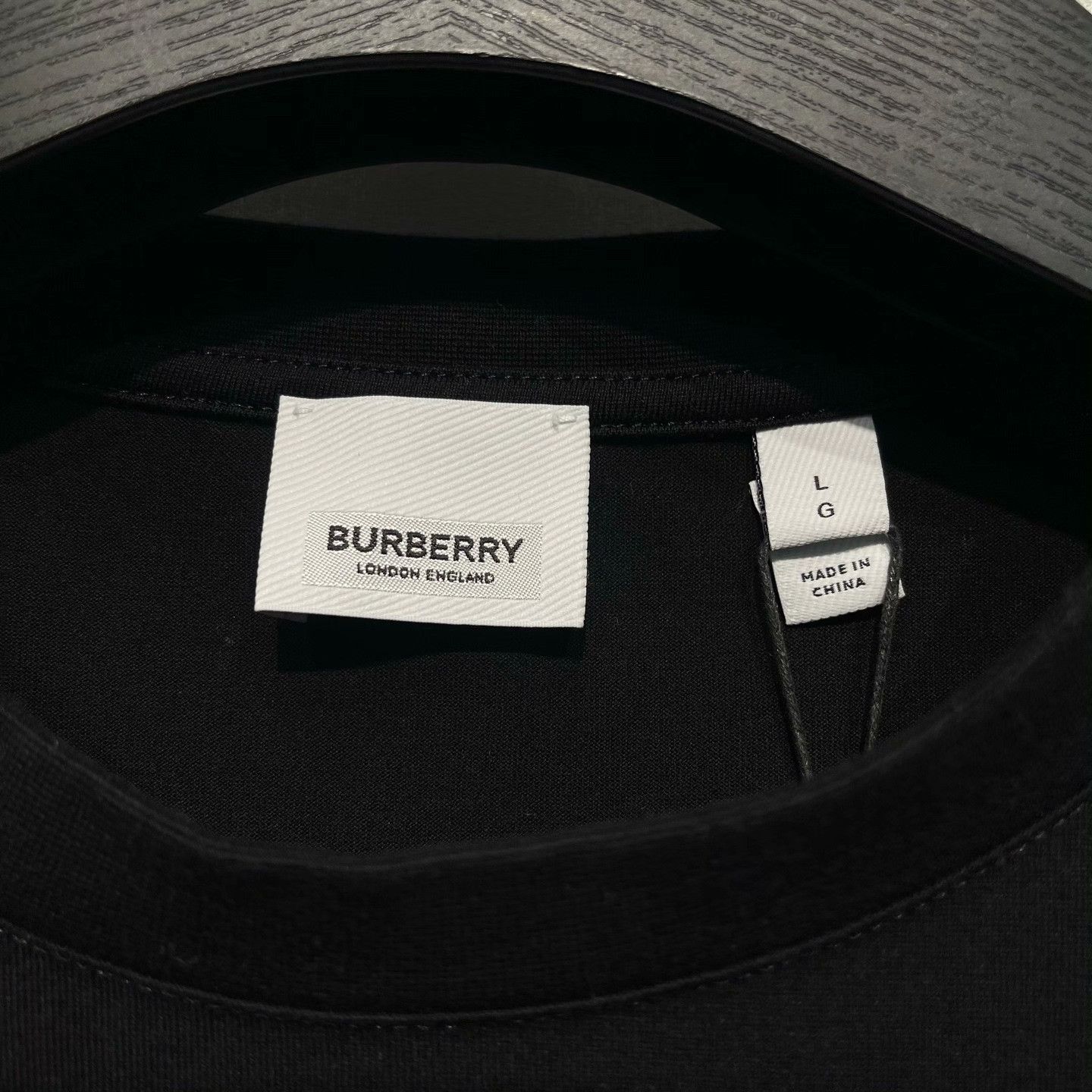 Burberry Burberry Logo Print T-Shirt L Size US L / EU 52-54 / 3 - 4 Thumbnail