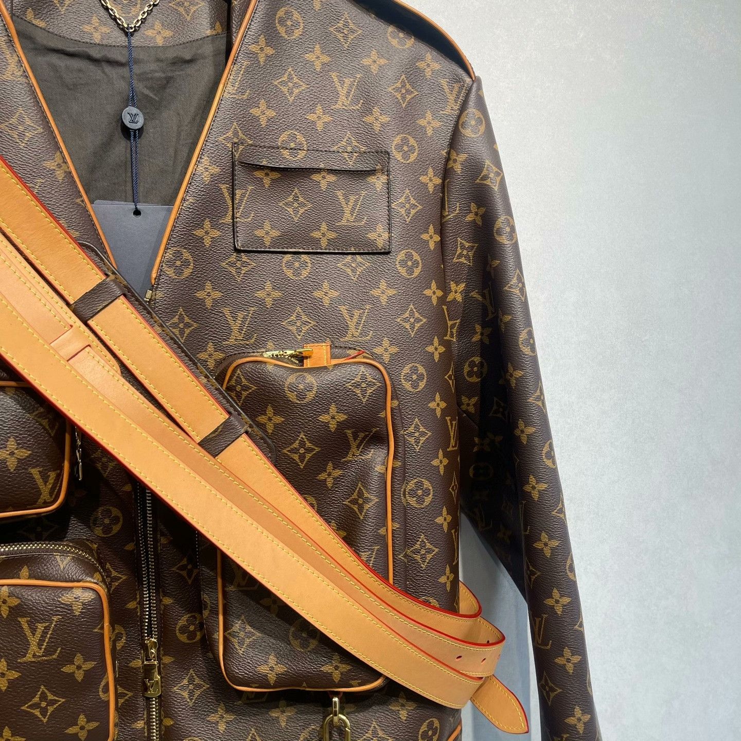 Louis Vuitton Louis Vuitton Monogram Utility Leather Jacket 50 Size US M / EU 48-50 / 2 - 3 Thumbnail