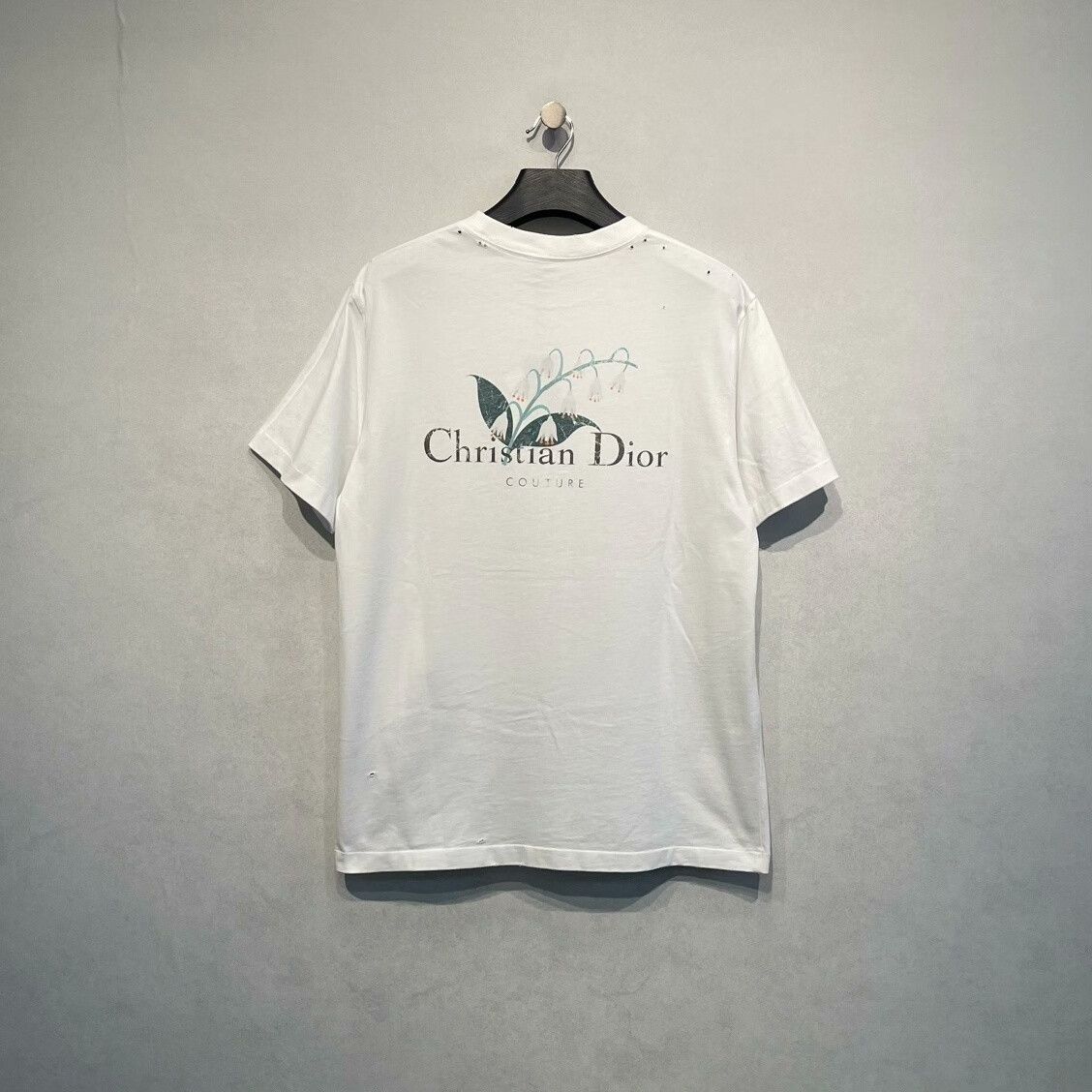 Dior Dior Lily of the Valley Distressed T-Shirt Size L Size US L / EU 52-54 / 3 - 2 Thumbnail