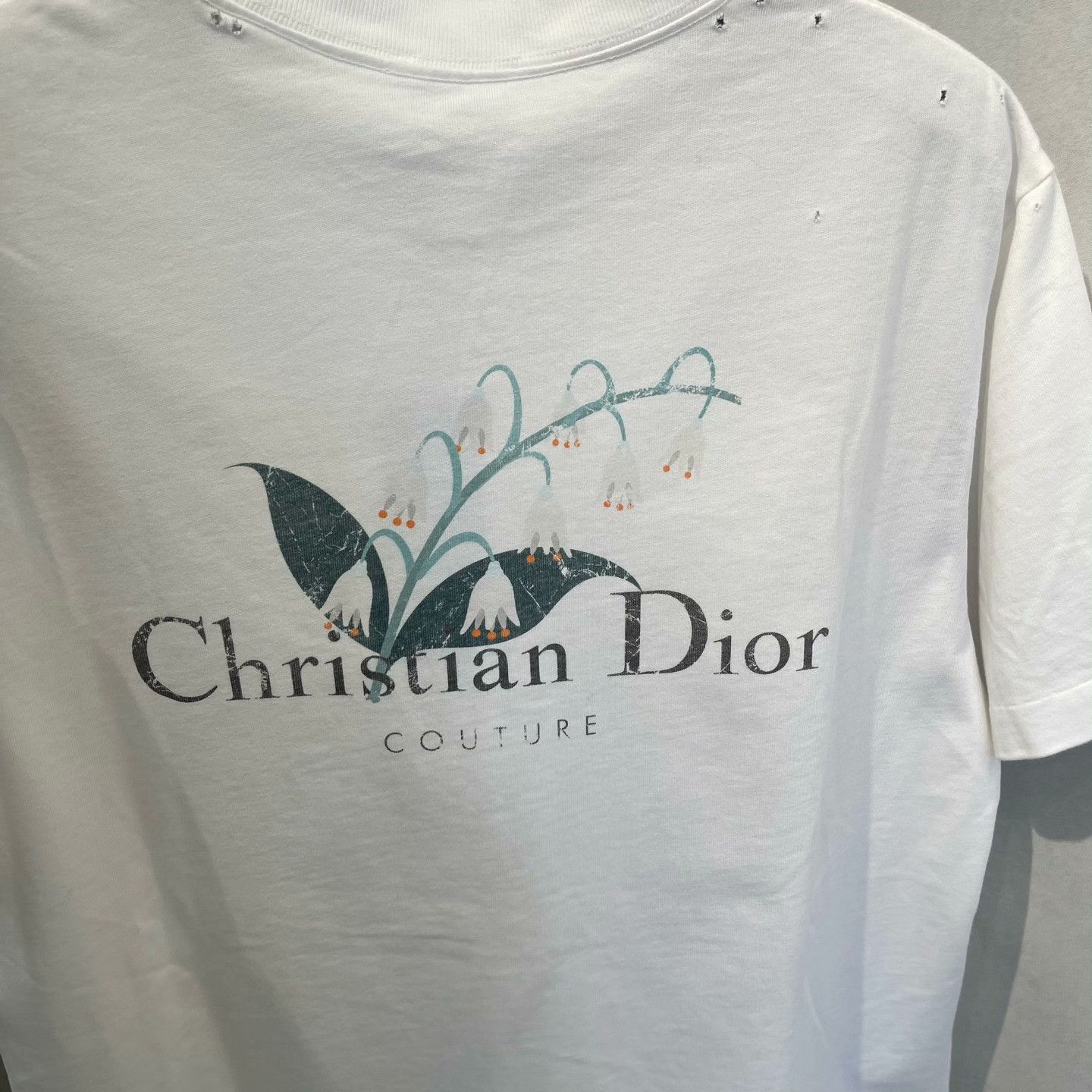 Dior Dior Lily of the Valley Distressed T-Shirt Size L Size US L / EU 52-54 / 3 - 3 Thumbnail