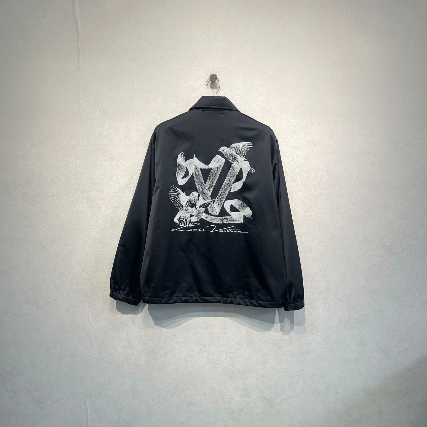 Louis Vuitton Louis Vuitton Dove Print Coach Jacket 50 Size US M / EU 48-50 / 2 - 2 Thumbnail