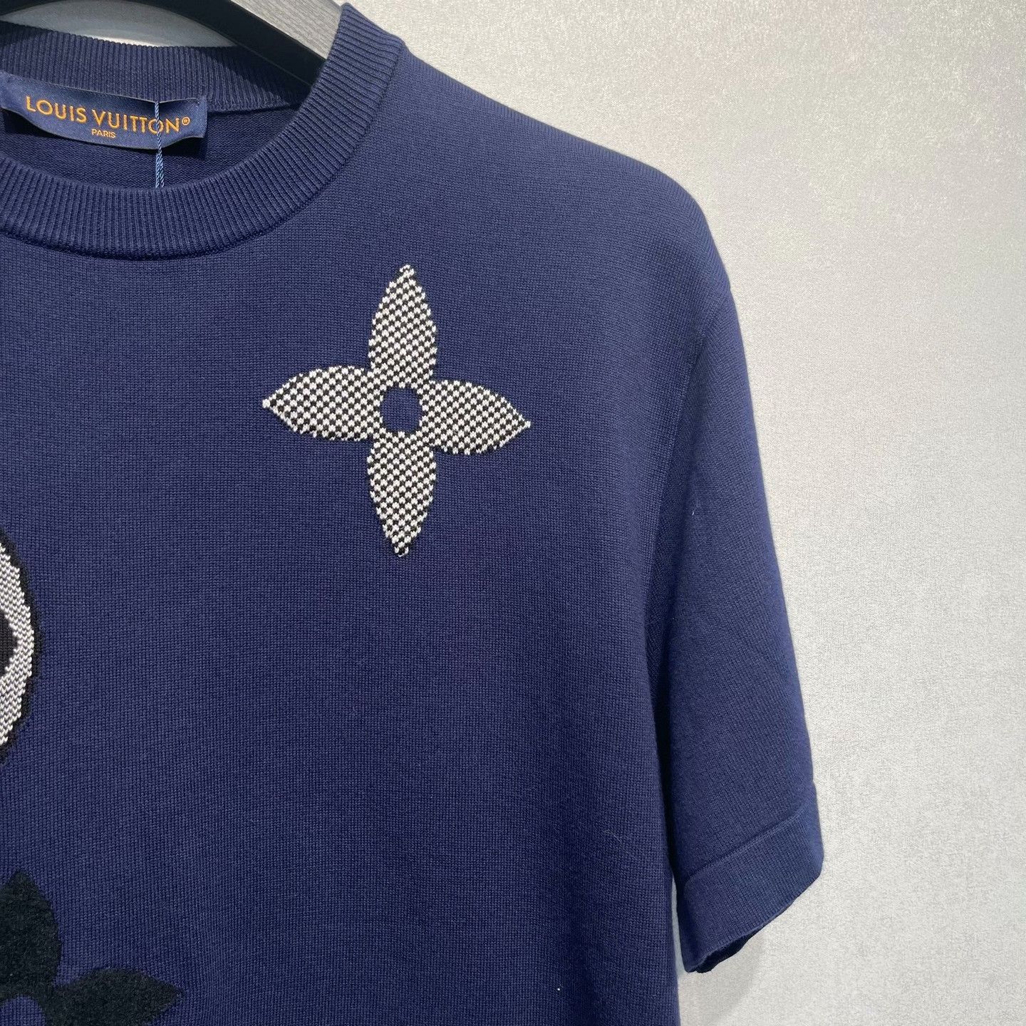 Louis Vuitton Louis Vuitton SS26 Floral Monogram Knit Tee Size M Size US M / EU 48-50 / 2 - 3 Thumbnail