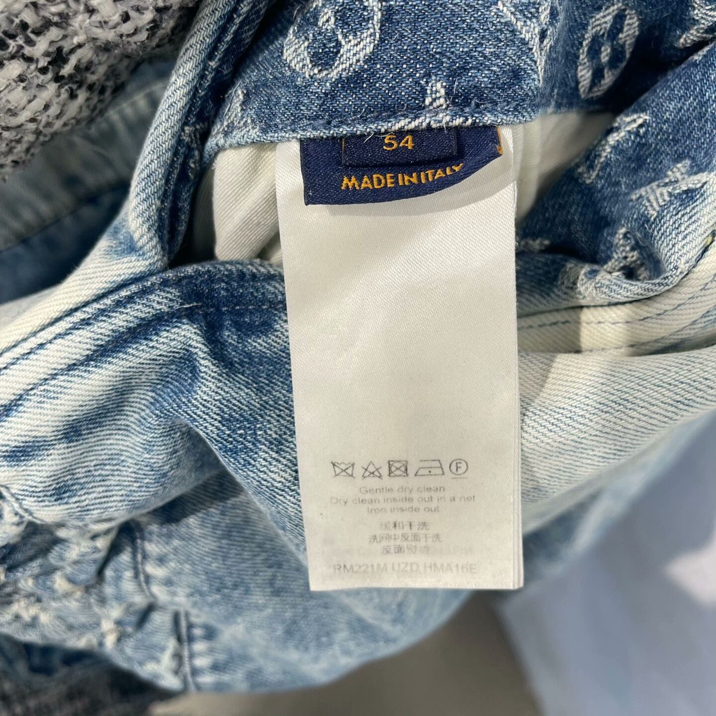Louis Vuitton Louis Vuitton Monogram Denim Zip Hoodie Size 54 Size US L / EU 52-54 / 3 - 5 Thumbnail