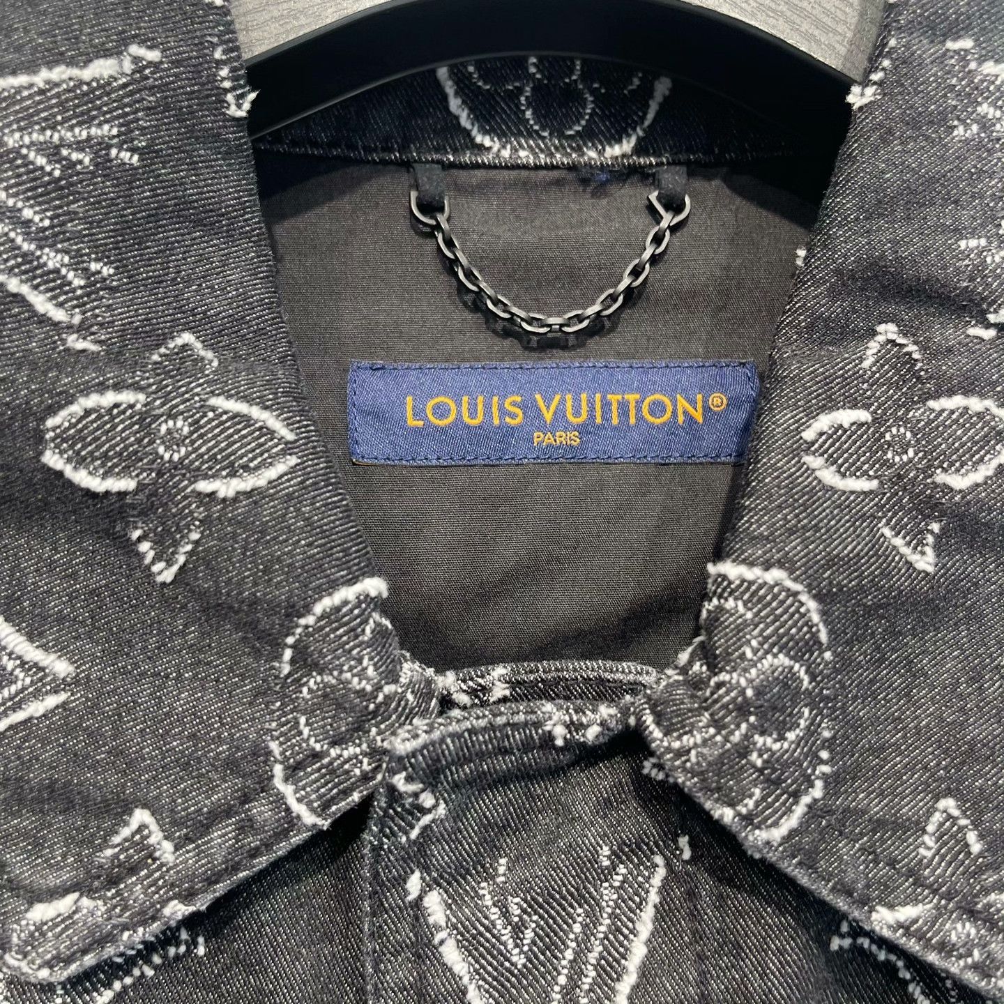 Louis Vuitton Louis Vuitton Monogram Denim Shirt Size XL Size US XL / EU 56 / 4 - 4 Thumbnail